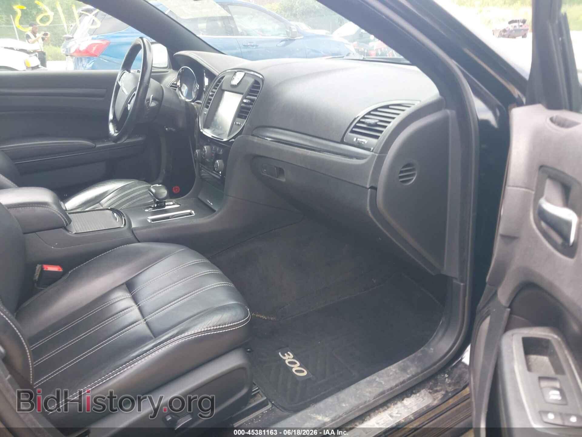 2014 CHRYSLER 300 - VIN: 2C3CCAGG9EH120559 - Photo 5