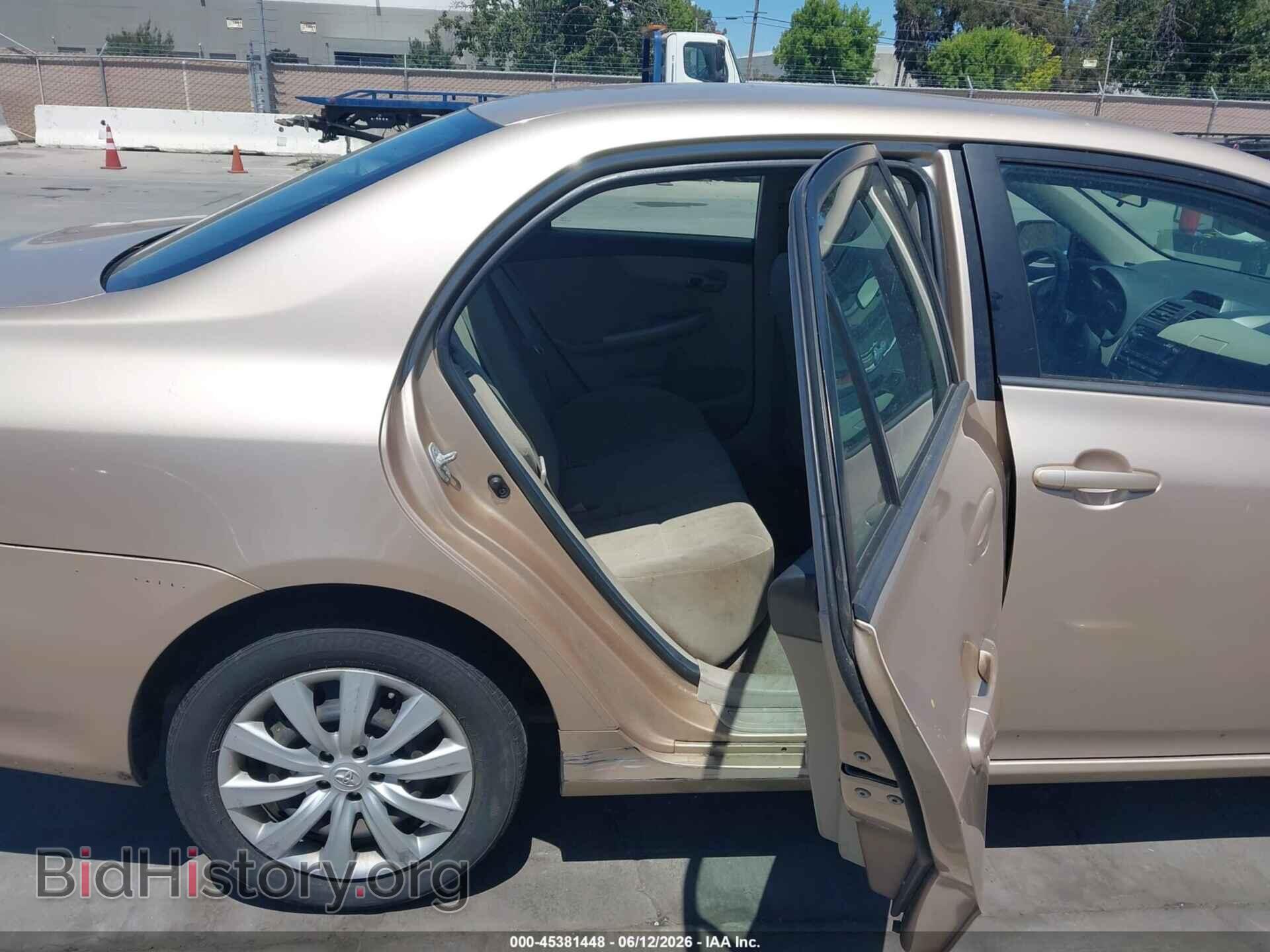 2012 TOYOTA COROLLA - VIN: 2T1BU4EE2CC827906 - Фото 8