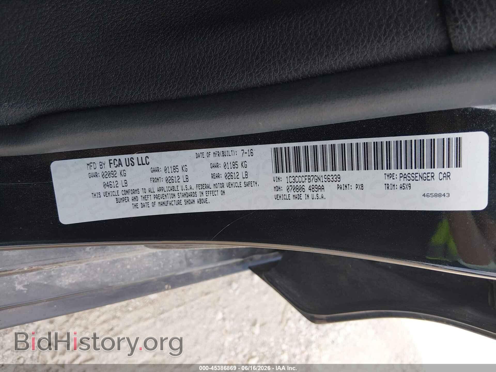 2016 CHRYSLER 200 - VIN: 1C3CCCFB7GN196339 - Photo 9