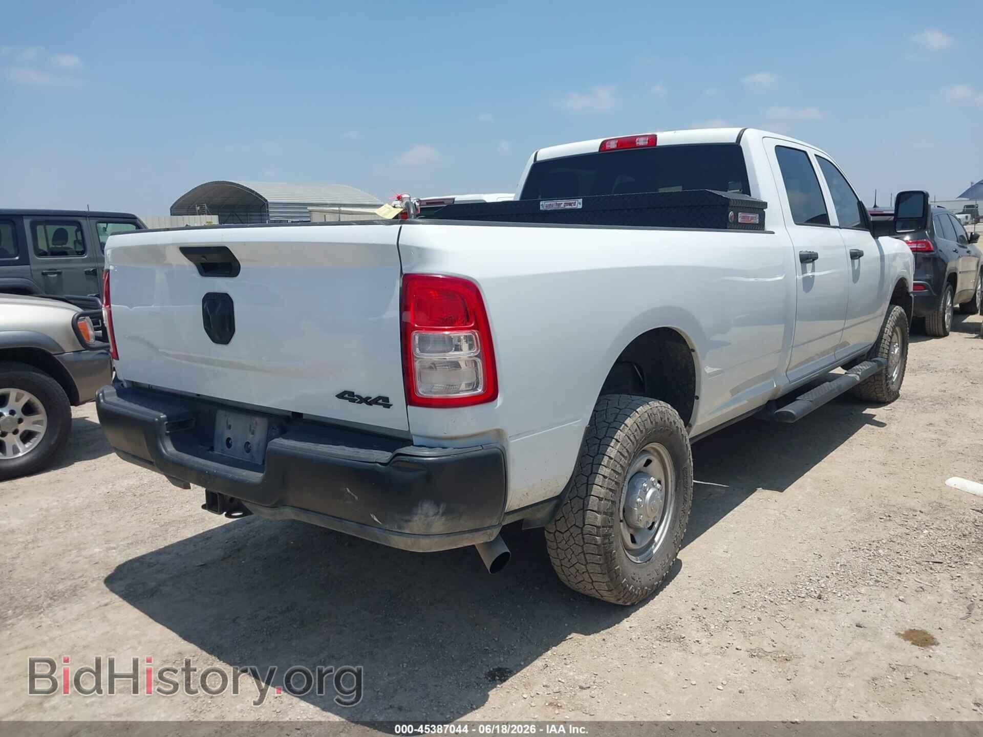 2023 RAM 2500 - VIN: 3C6UR5HJ2PG543719 - Фото 4