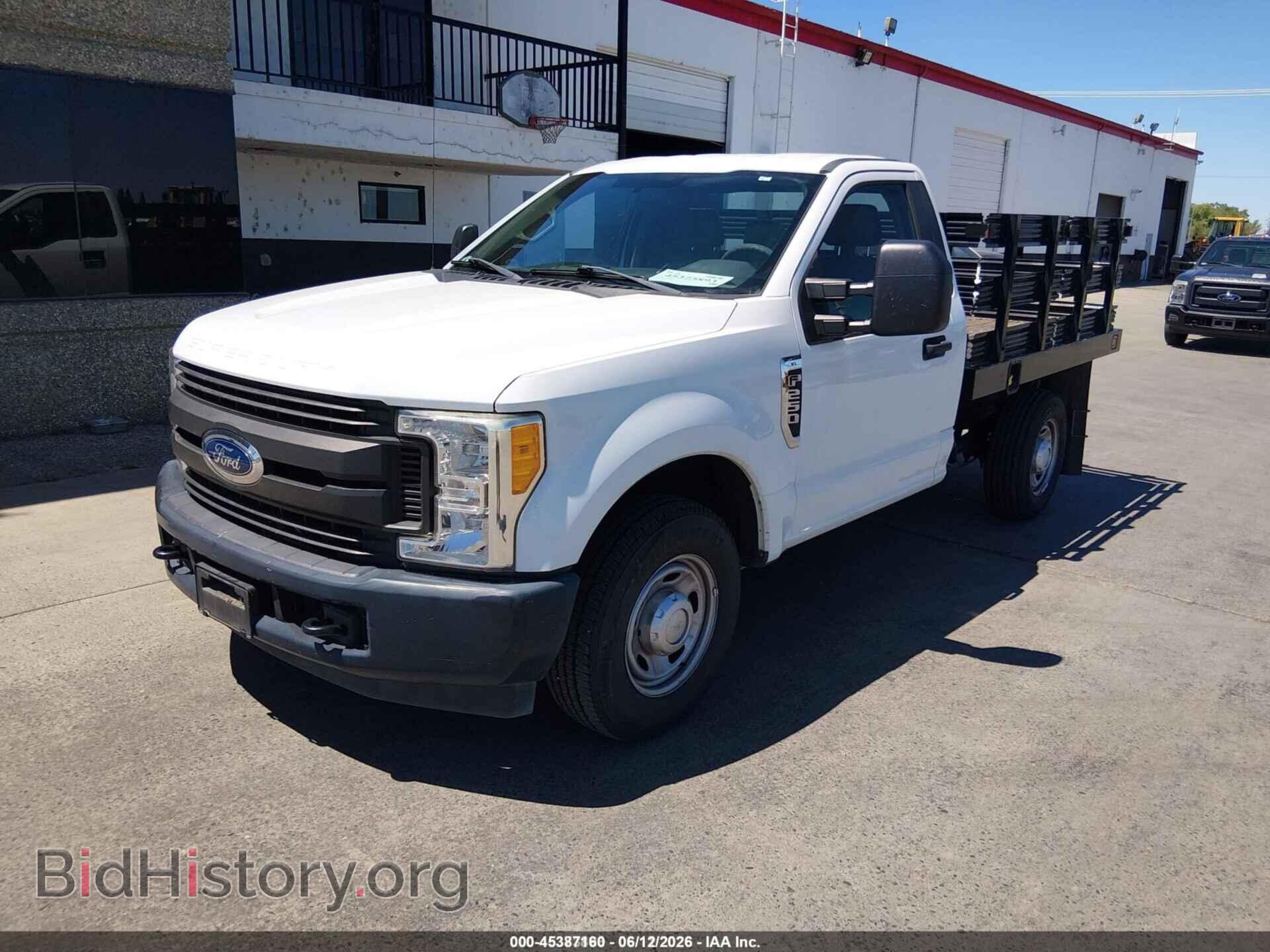 2017 FORD F-250 - VIN: 1FDBF2A67HEE28955 - Photo 2