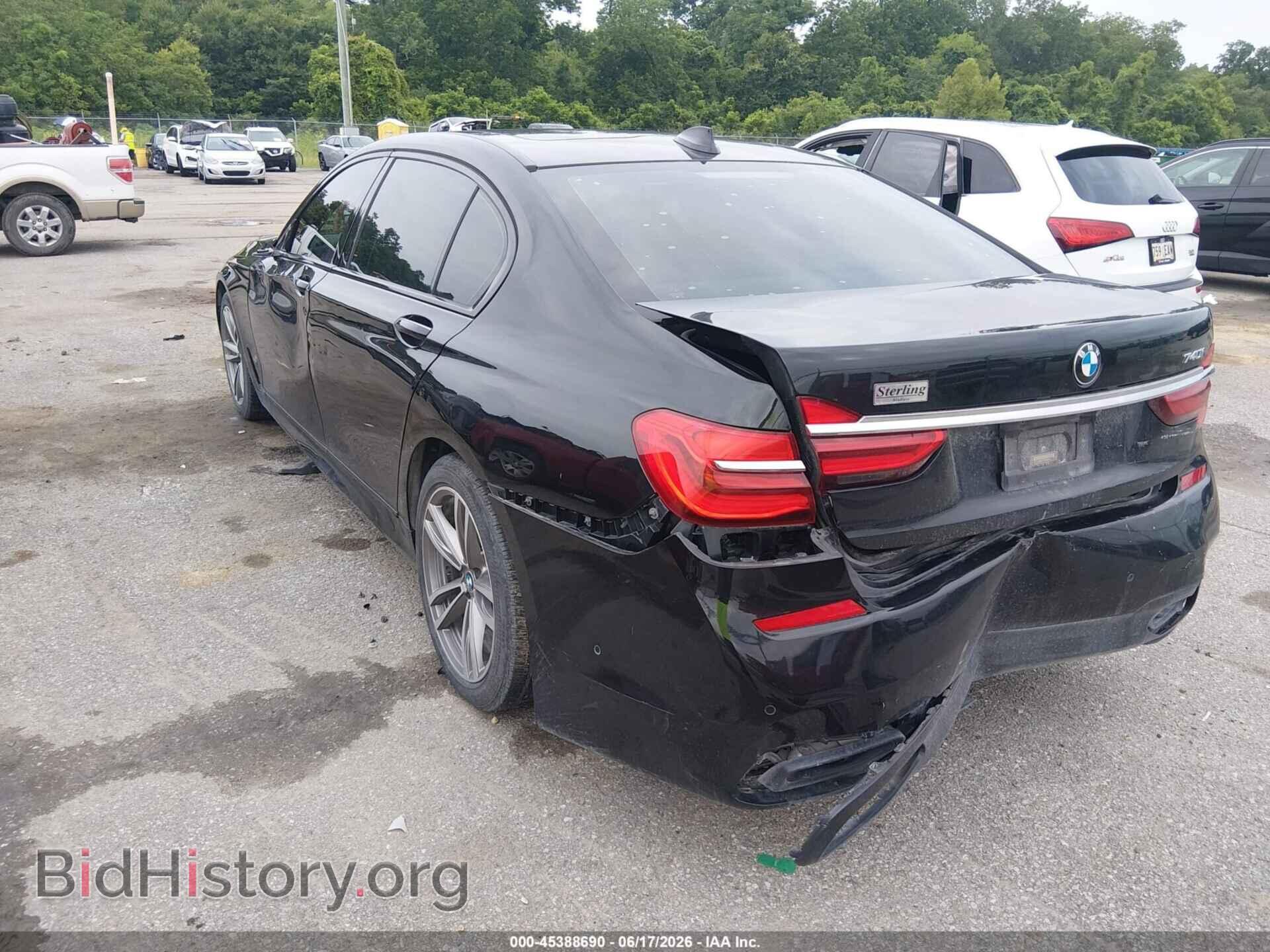 2018 BMW 740I - VIN: WBA7E2C58JG742011 - Фото 3