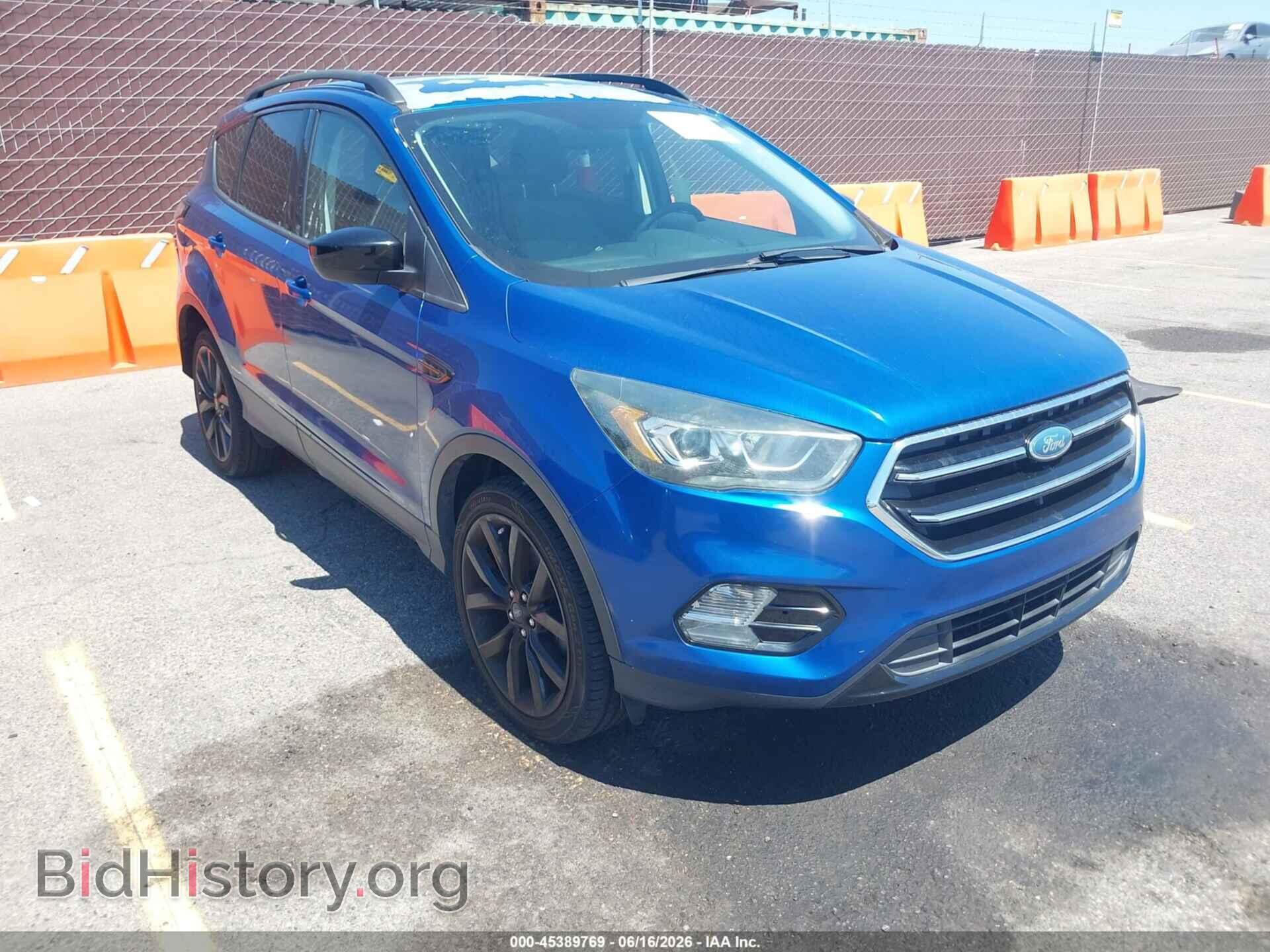 Фотография 1FMCU0G96HUC02038 - FORD ESCAPE 2017
