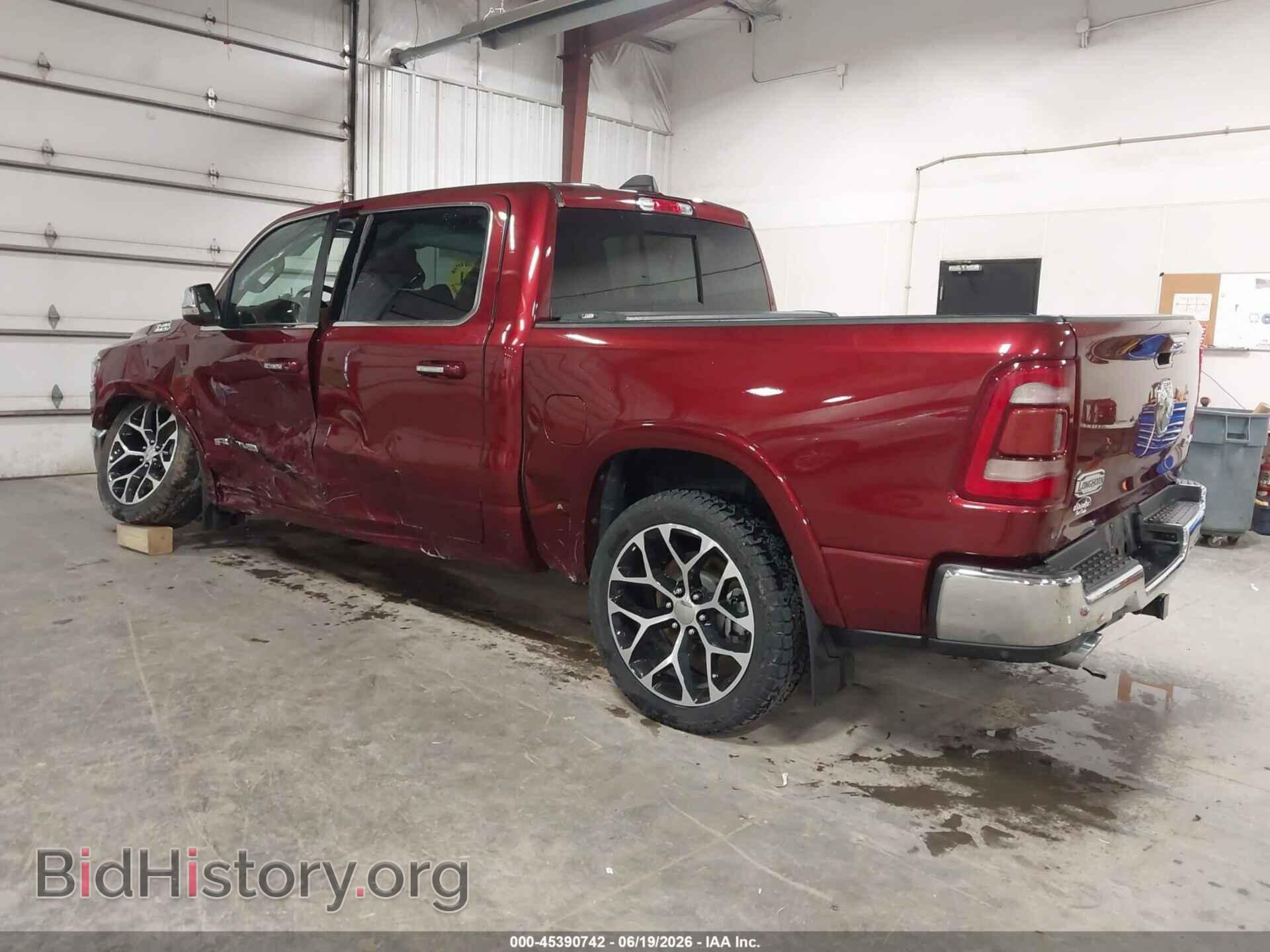 2019 RAM 1500 - VIN: 1C6SRFKT1KN886884 - Фото 3