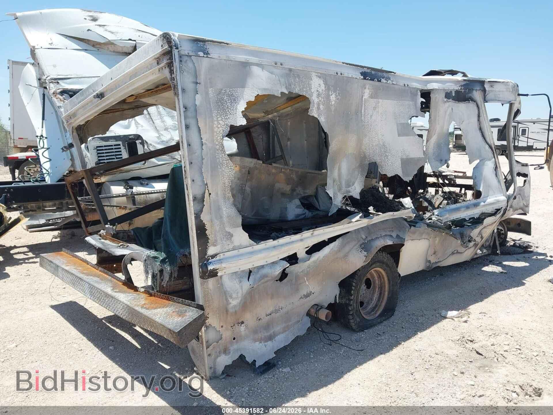 2014 FORD E-350 STRIPPED - VIN: 1FC3E3KL3EDA98285 - Photo 4