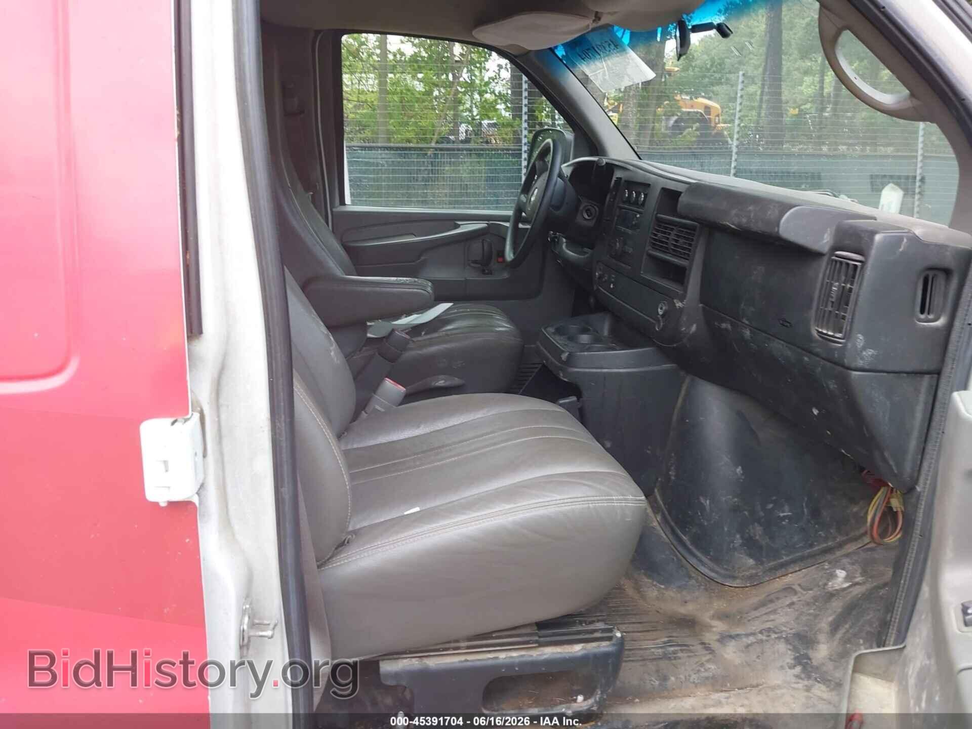 2013 CHEVROLET EXPRESS 2500 - VIN: 1GCWGFCA3D1135129 - Photo 5