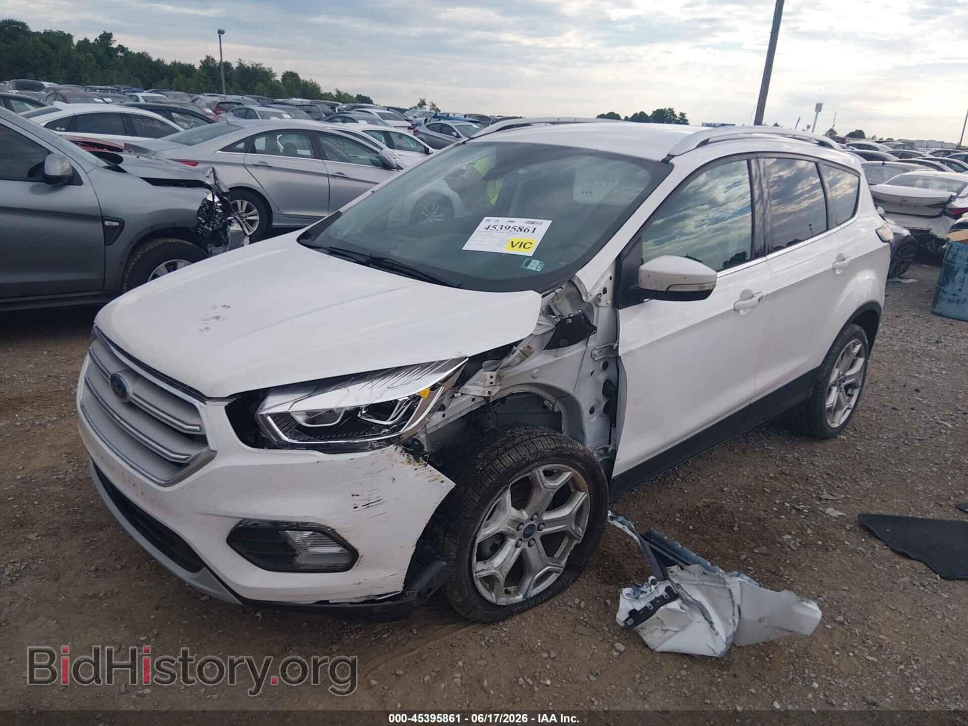2017 FORD ESCAPE - VIN: 1FMCU0J94HUE13084 - Фото 2