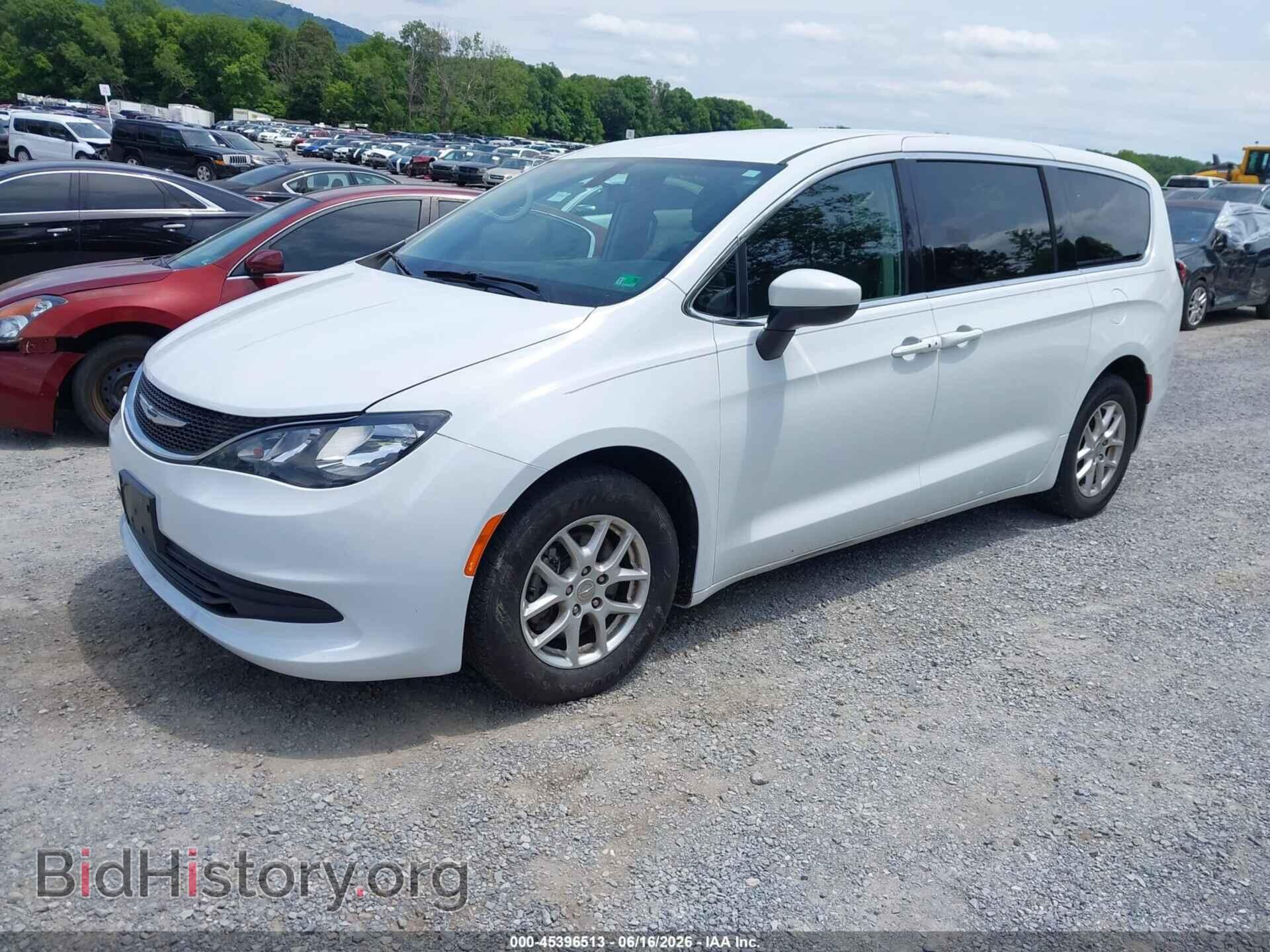 2018 CHRYSLER PACIFICA - VIN: 2C4RC1CG0JR117890 - Photo 2