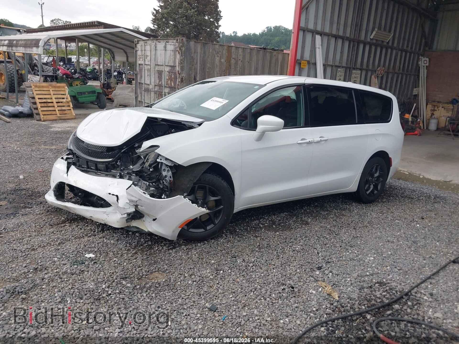 2019 CHRYSLER PACIFICA - VIN: 2C4RC1FG3KR653147 - Photo 2
