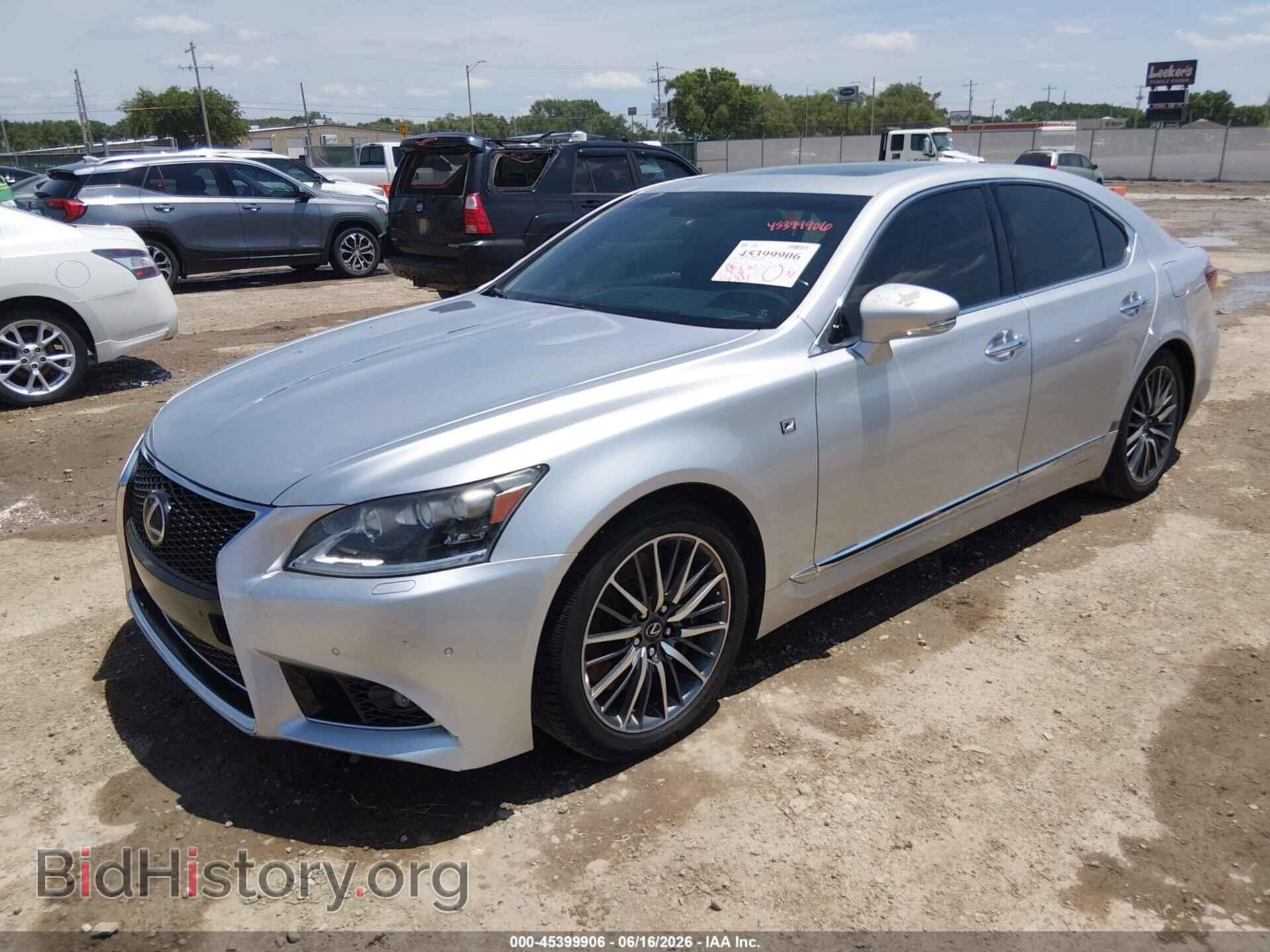 2013 LEXUS LS 460 - VIN: JTHBL5EF0D5118230 - Photo 2