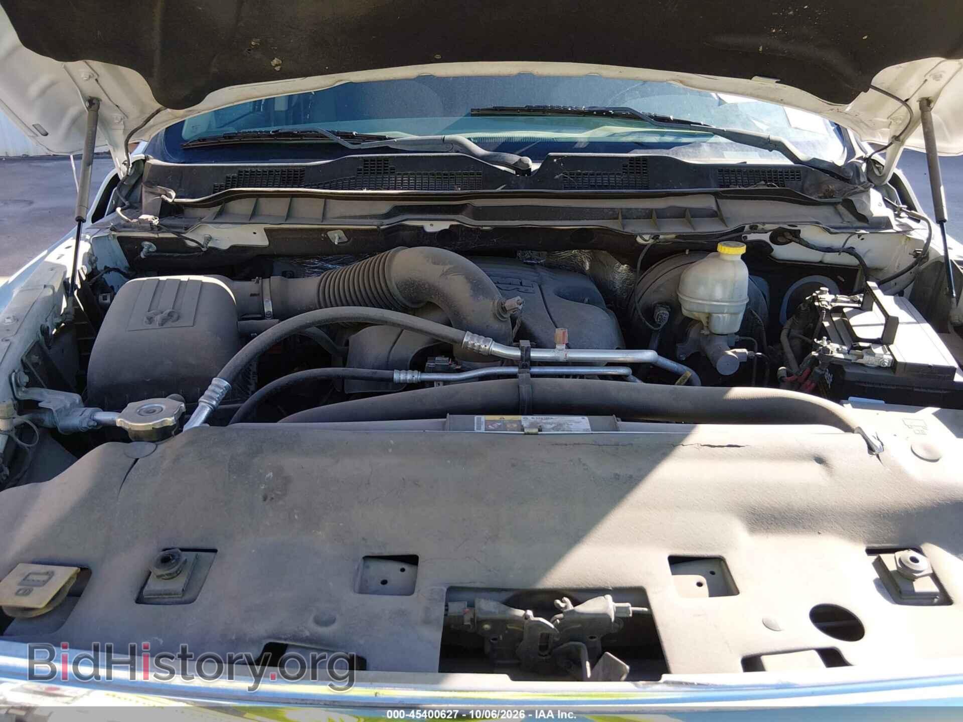 2016 RAM 1500 (VIN 3C6RR6LT2GG331228) — фото 10 из 19