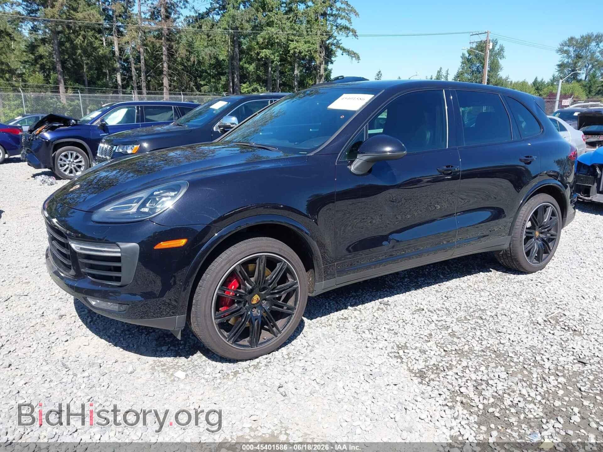 2016 PORSCHE CAYENNE - VIN: WP1AC2A29GLA88402 - Фото 2