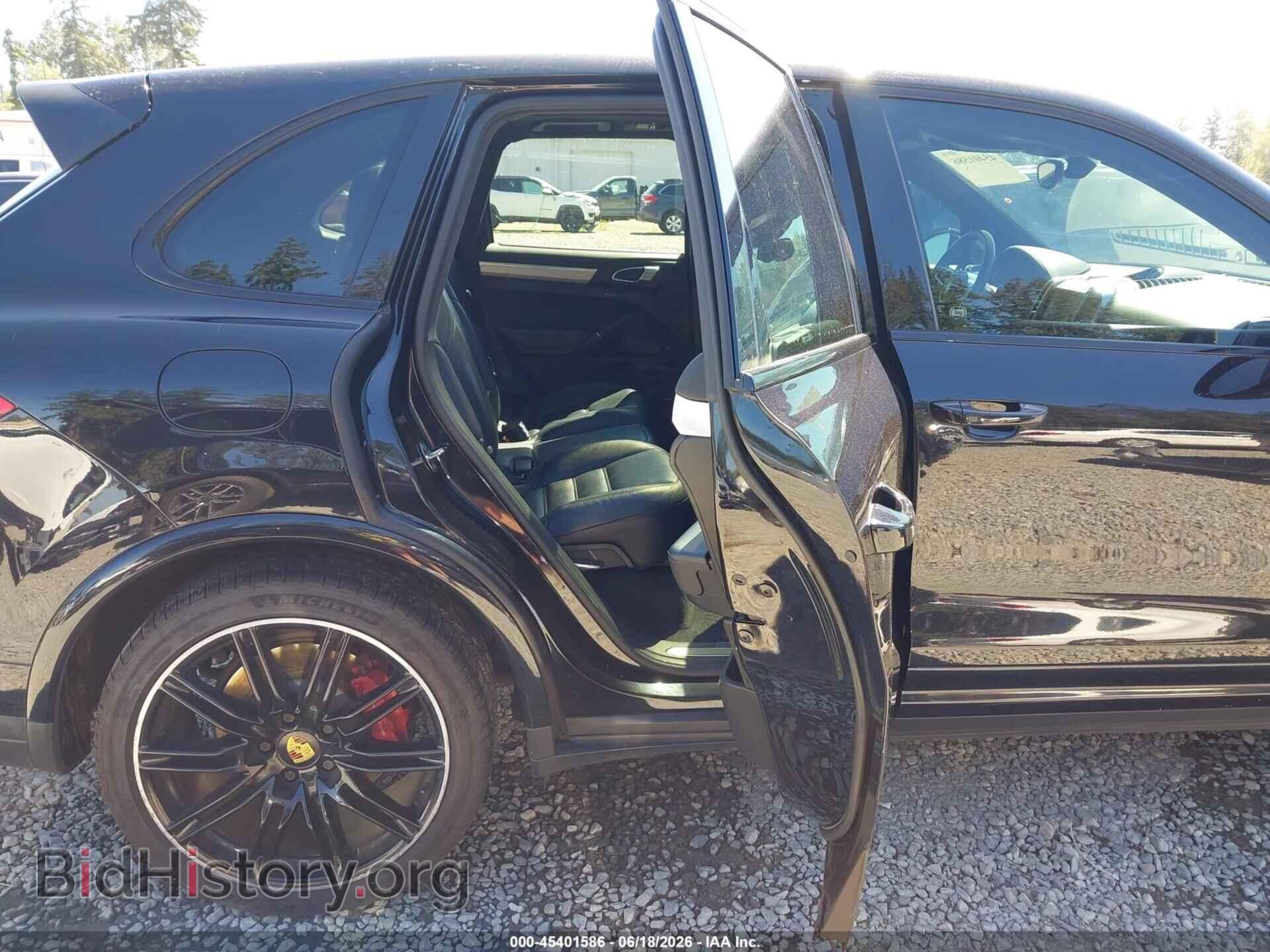 2016 PORSCHE CAYENNE - VIN: WP1AC2A29GLA88402 - Фото 8