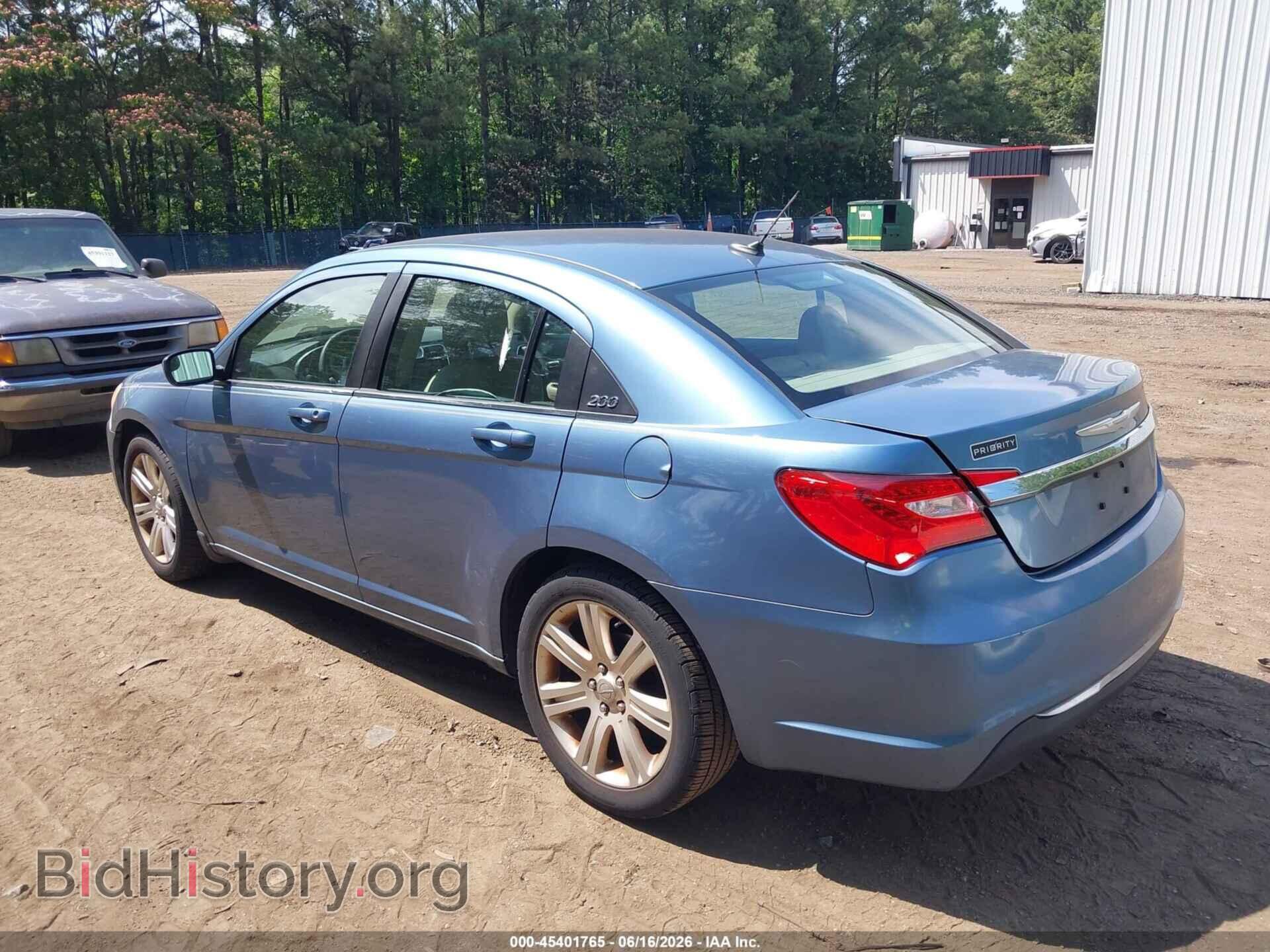 2011 CHRYSLER 200 - VIN: 1C3BC1FB7BN602399 - Фото 3