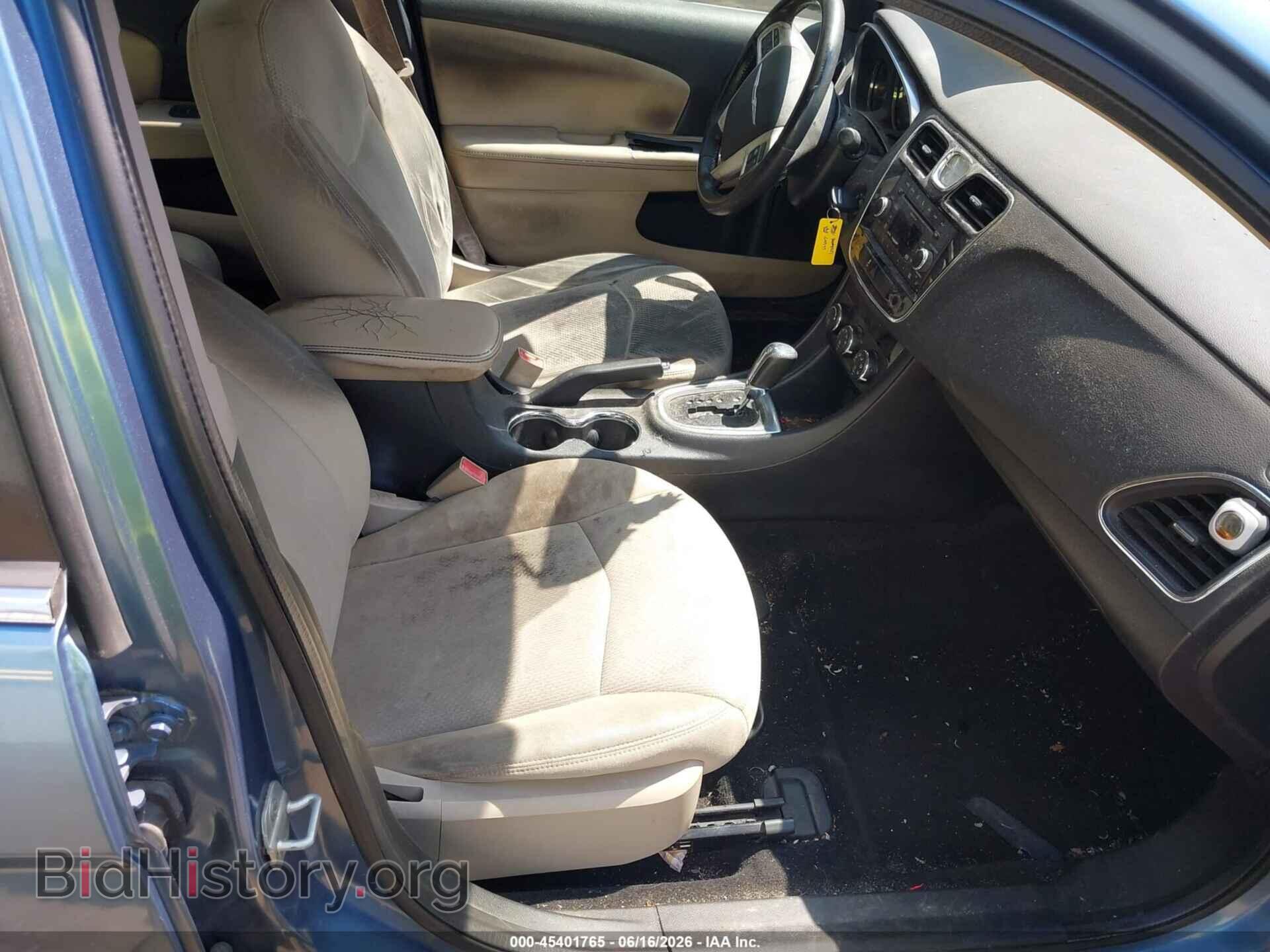 2011 CHRYSLER 200 - VIN: 1C3BC1FB7BN602399 - Фото 5