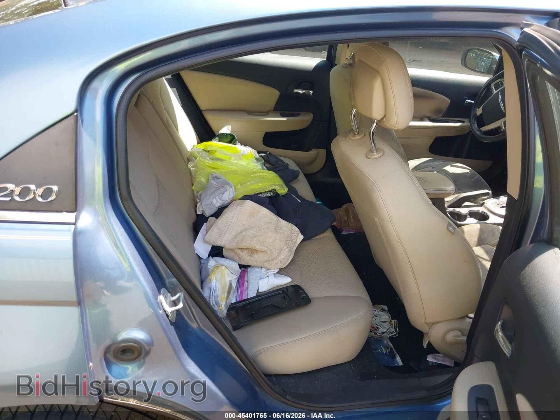 2011 CHRYSLER 200 - VIN: 1C3BC1FB7BN602399 - Фото 8