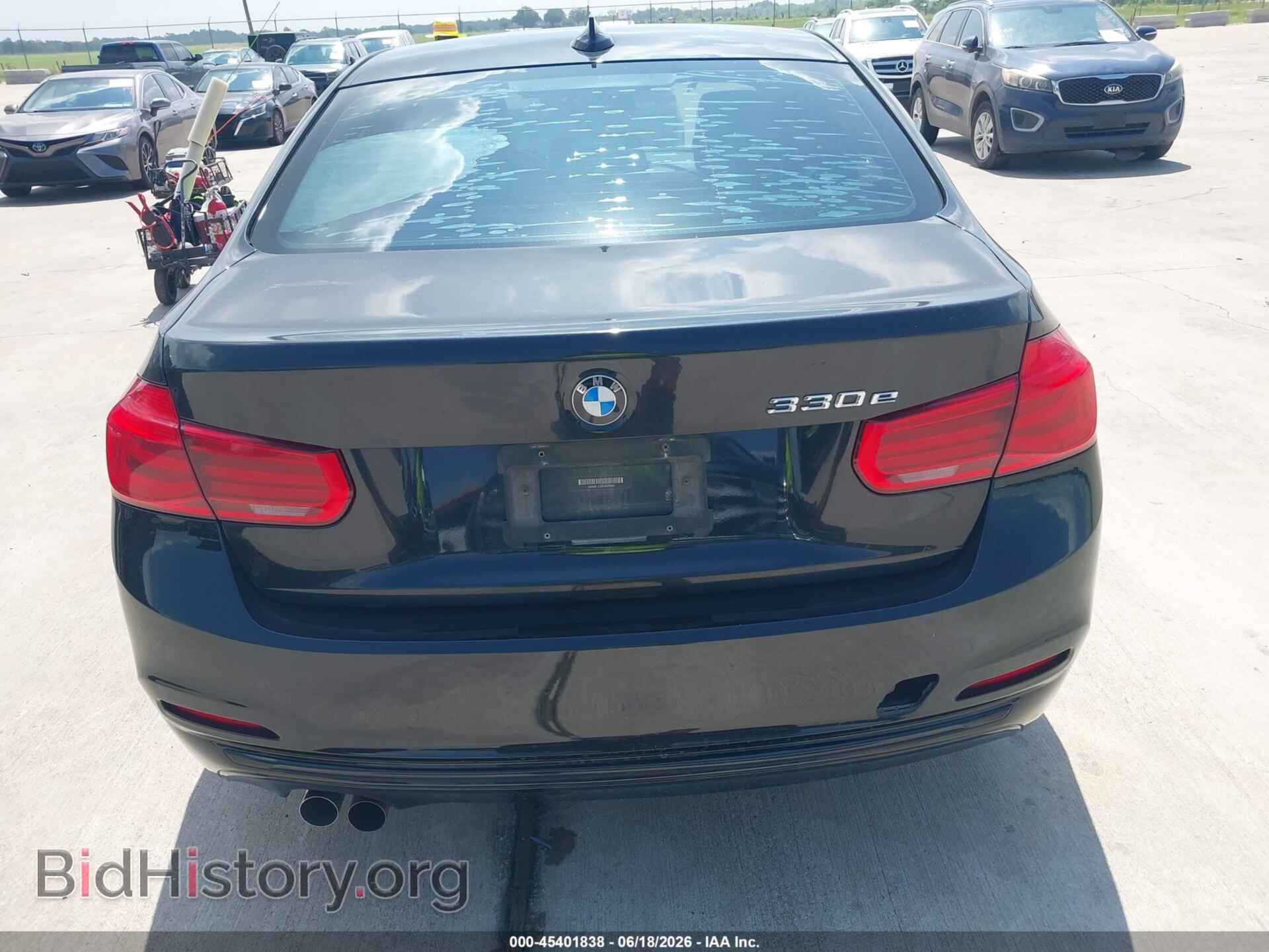 2017 BMW 330E - VIN: WBA8E1C35HA029383 - Photo 16