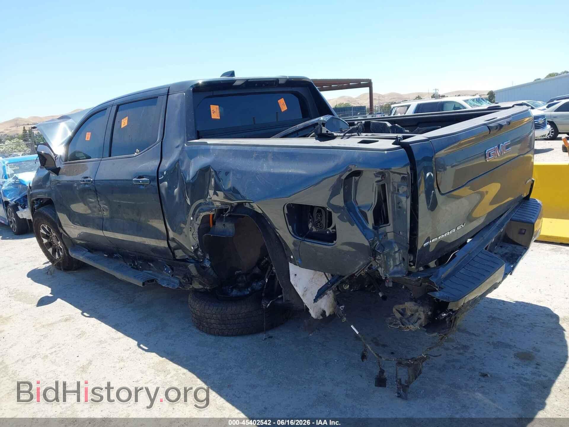 2026 GMC SIERRA EV - VIN: 1GT4EUED4TU403630 - Photo 3