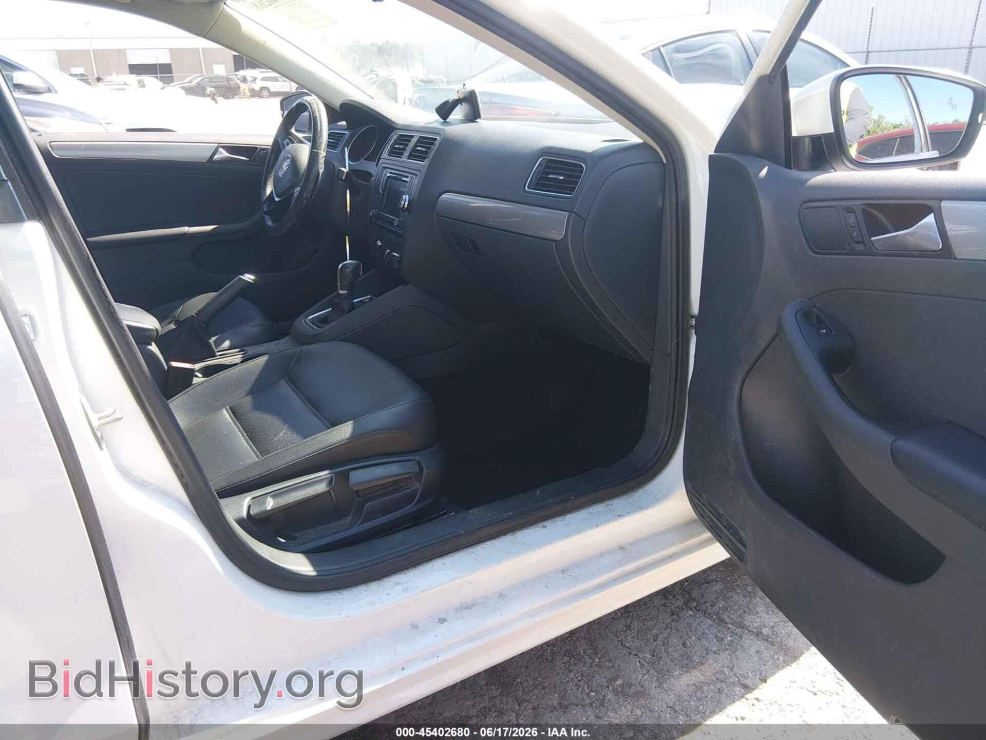 2017 VOLKSWAGEN JETTA - VIN: 3VWDB7AJ1HM210074 - Фото 5