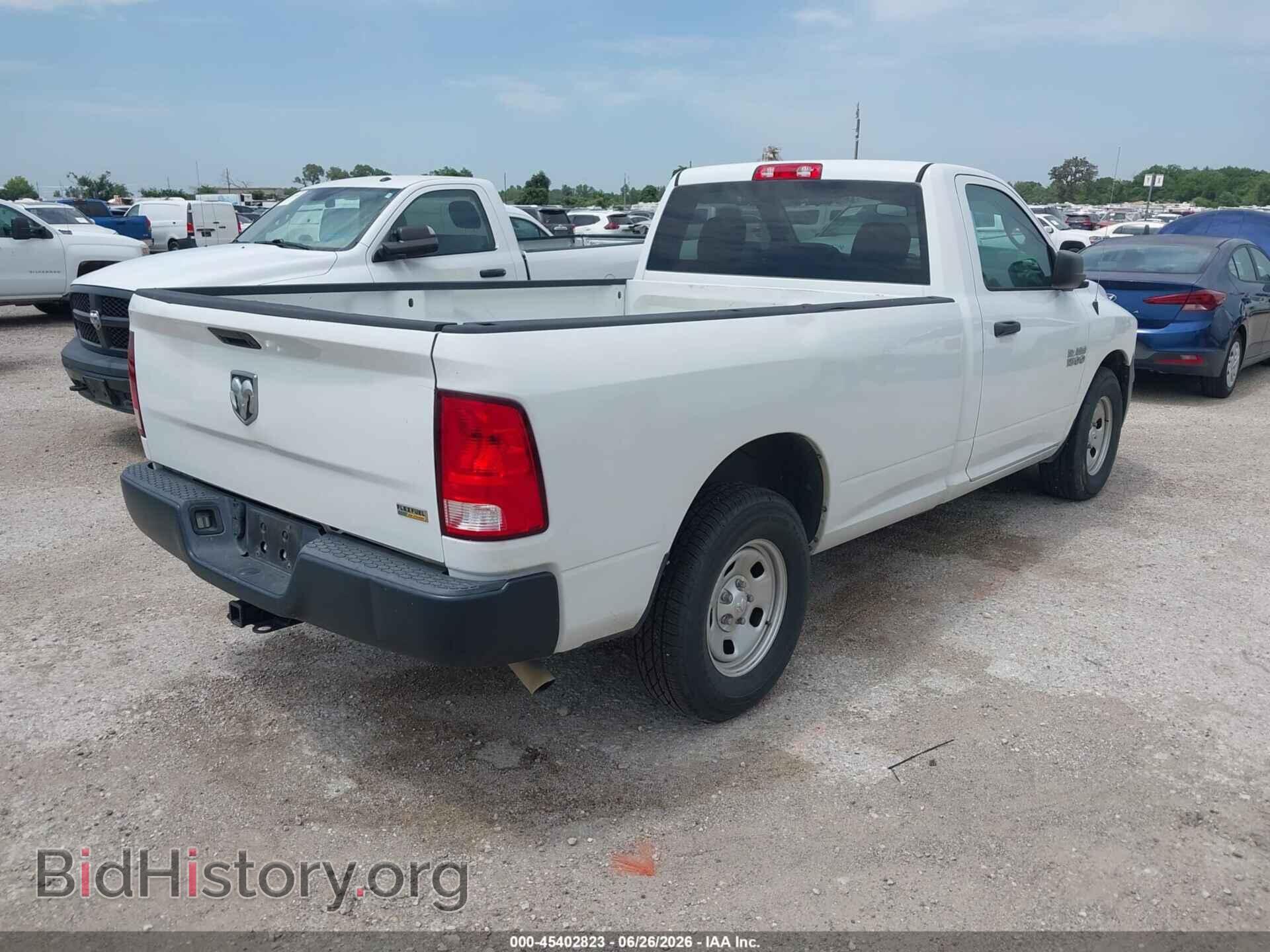 2018 RAM 1500 - VIN: 3C6JR6DG0JG318130 - Photo 4