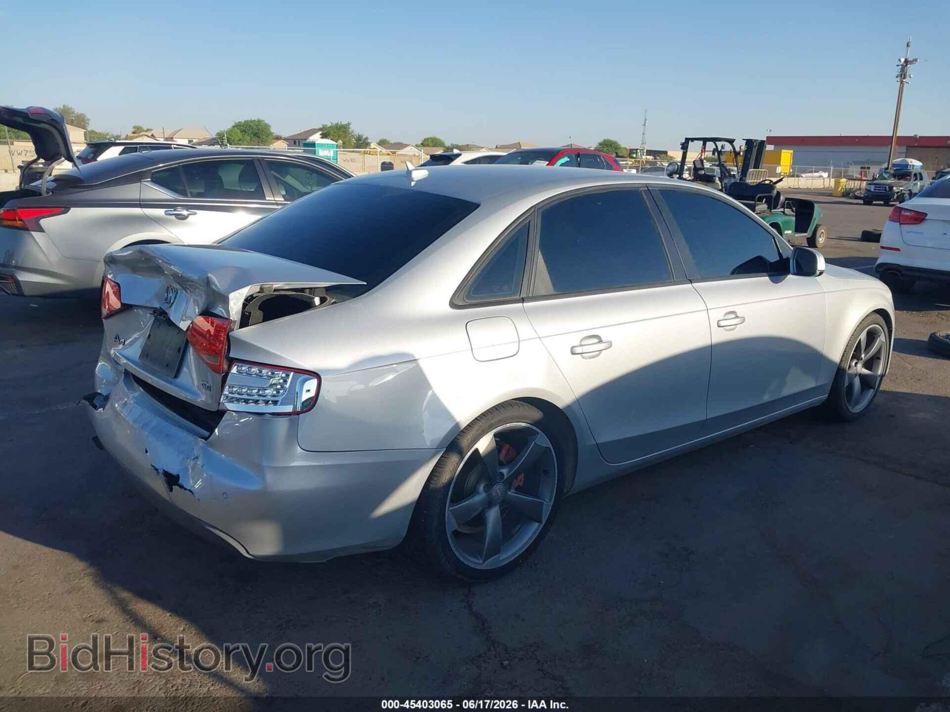 2011 AUDI A4 - VIN: WAUEFAFL0BN053277 - Фото 4