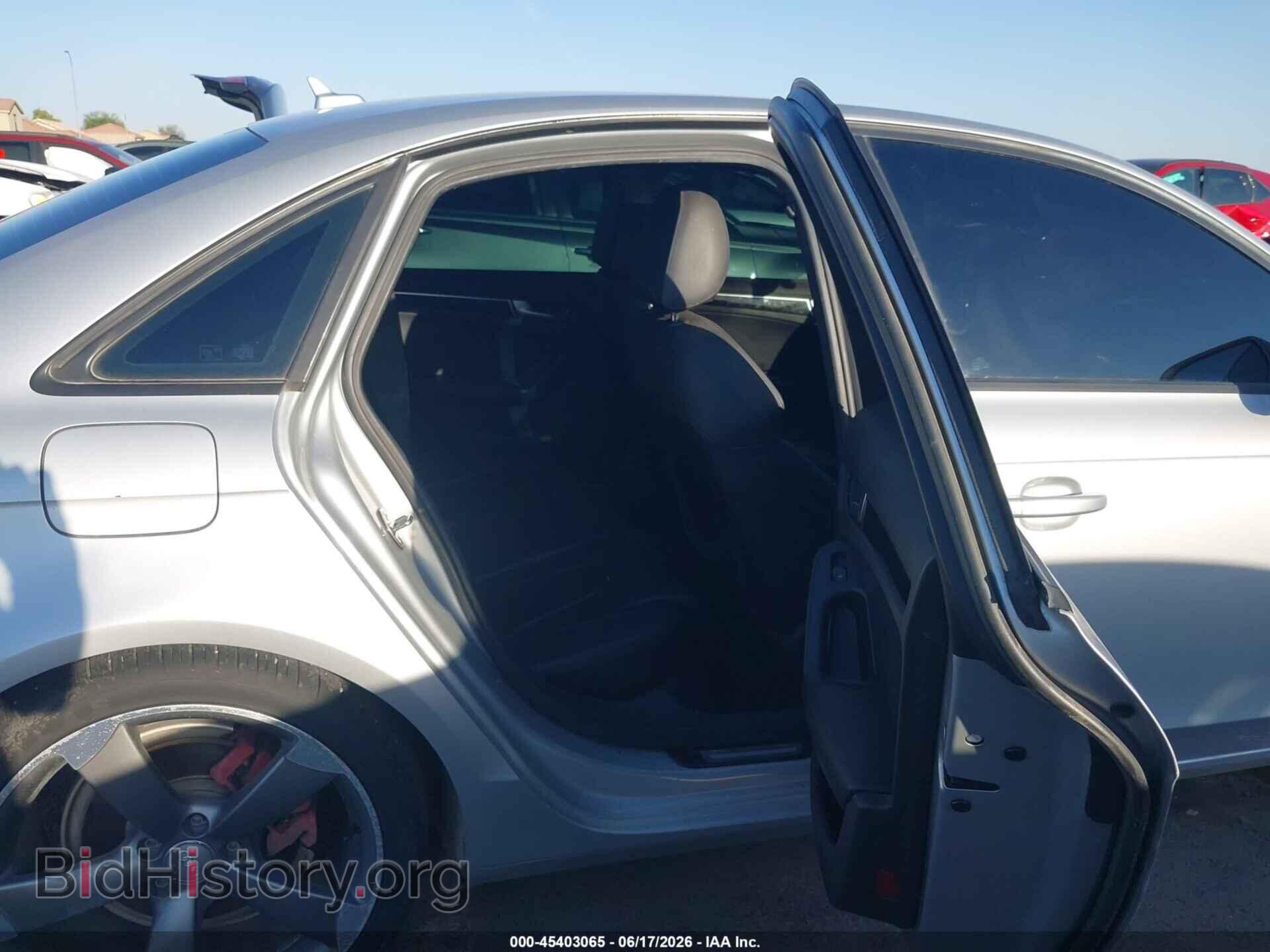 2011 AUDI A4 - VIN: WAUEFAFL0BN053277 - Фото 8