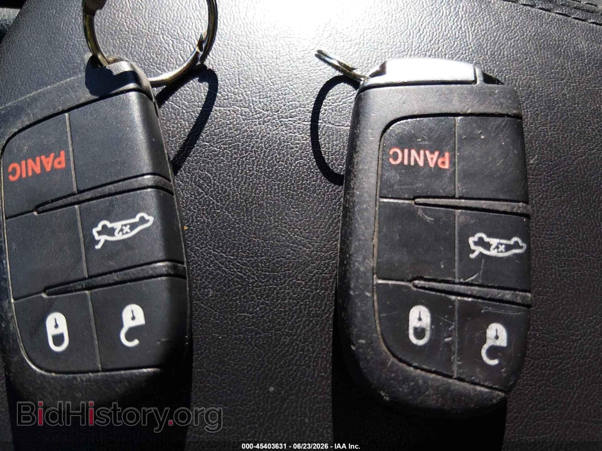 2015 CHRYSLER 200 - VIN: 1C3CCCAB6FN590890 - Фото 11