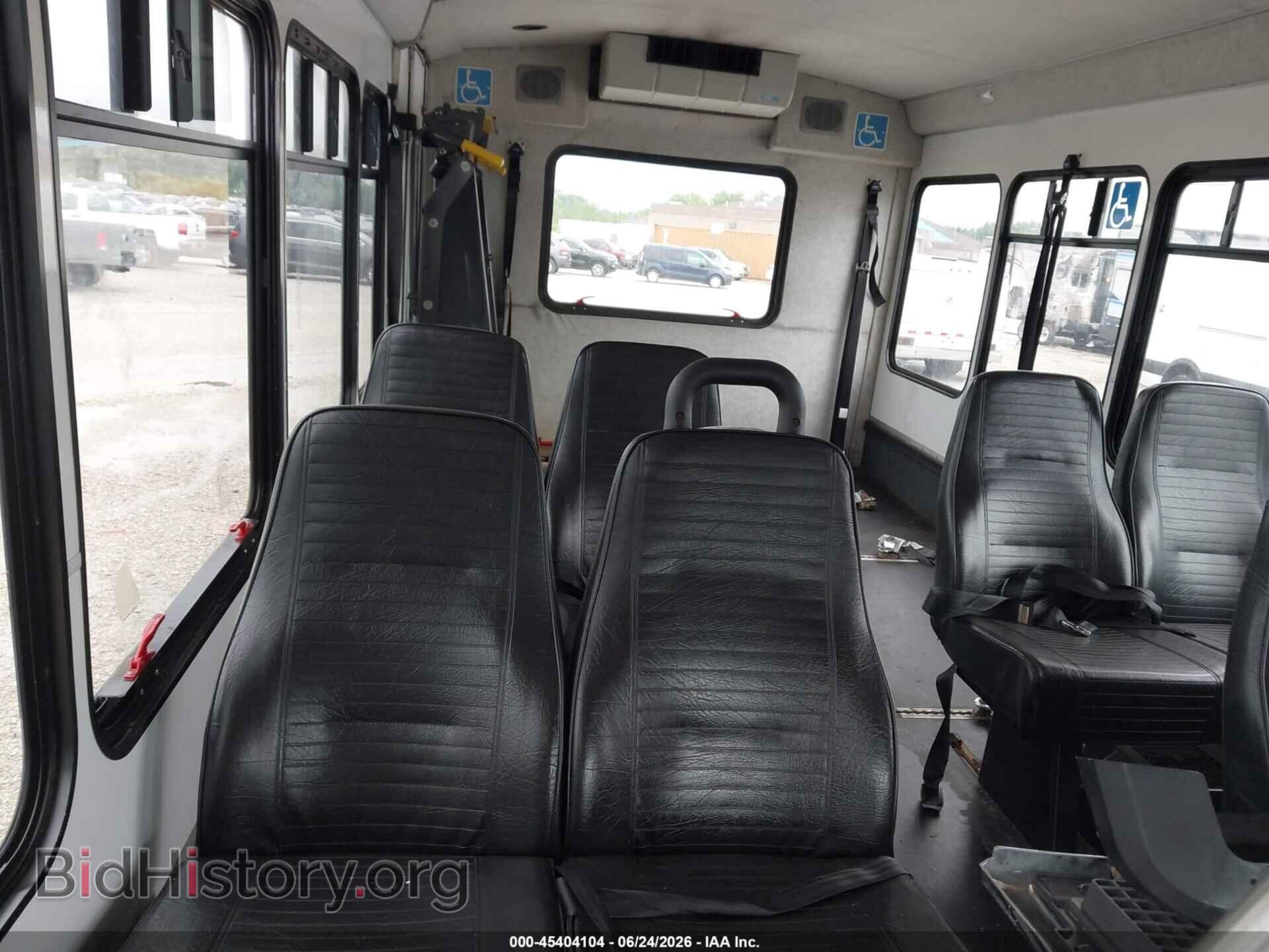 2018 FORD E-450 CUTAWAY - VIN: 1FDFE4FS0JDC34723 - Фото 8