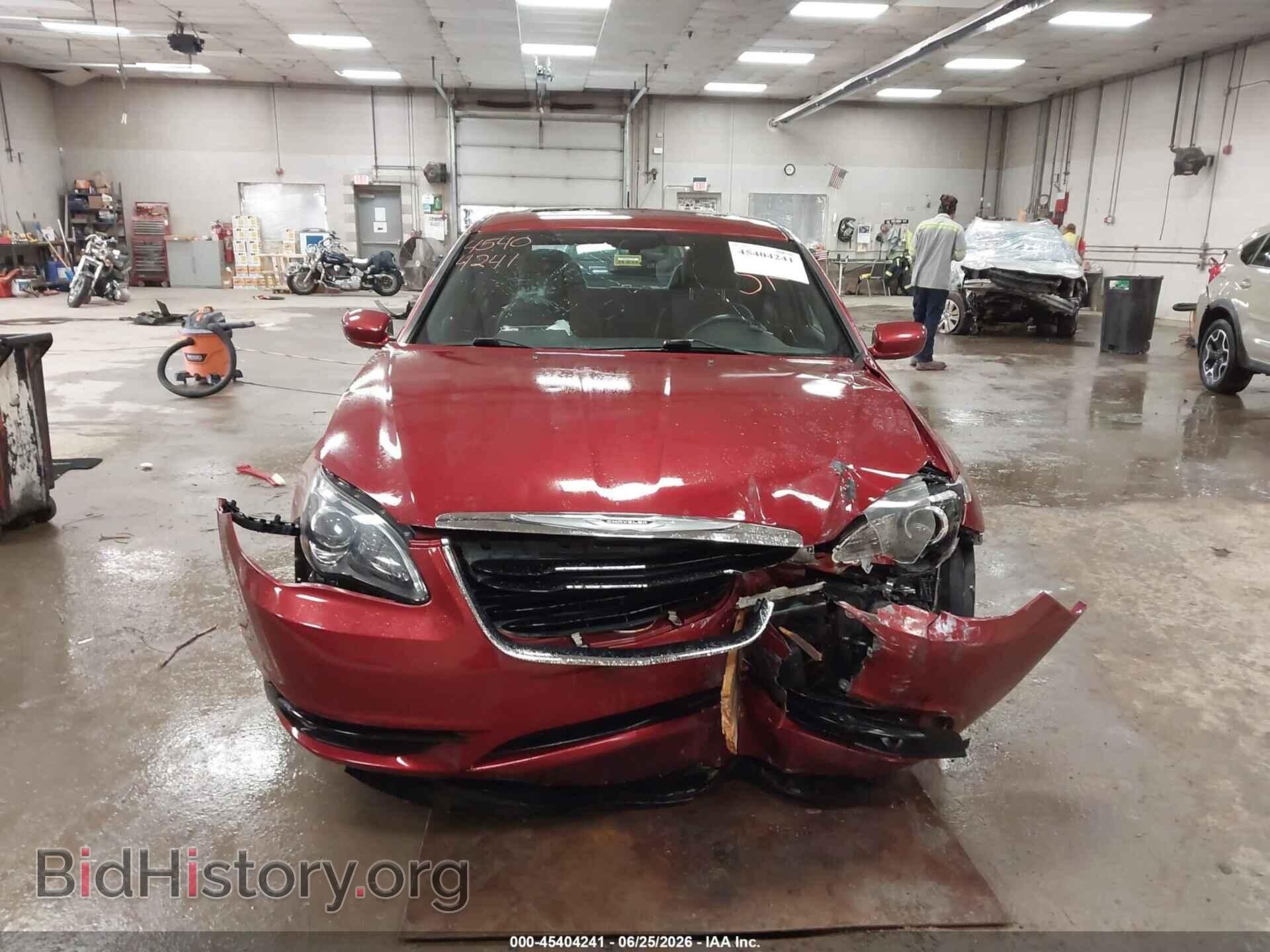 2012 CHRYSLER 200 - VIN: 1C3CCBHG1CN149949 - Фото 6