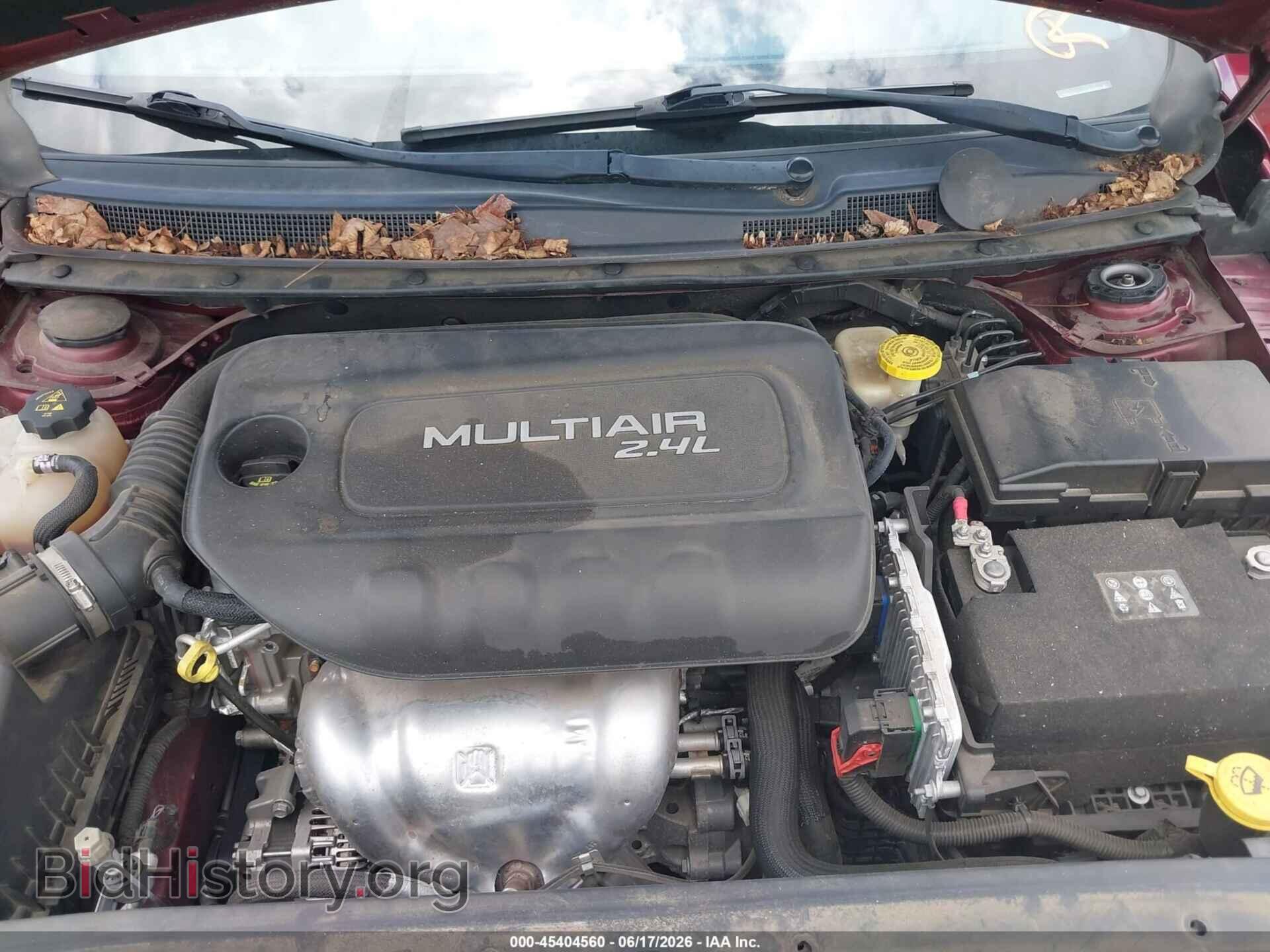 2016 CHRYSLER 200 - VIN: 1C3CCCCBXGN147169 - Photo 10