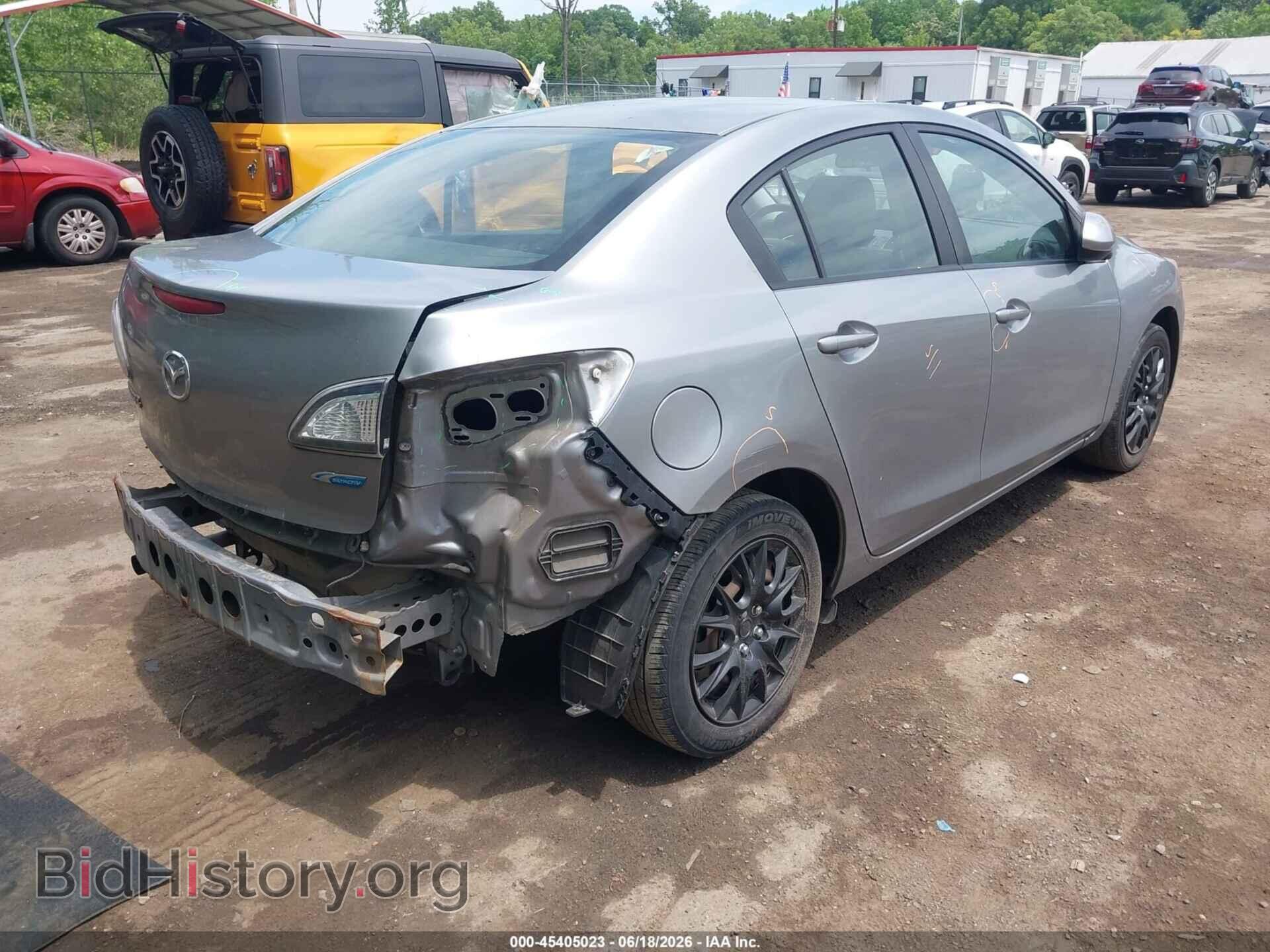 2013 MAZDA MAZDA3 - VIN: JM1BL1U79D1705716 - Фото 4