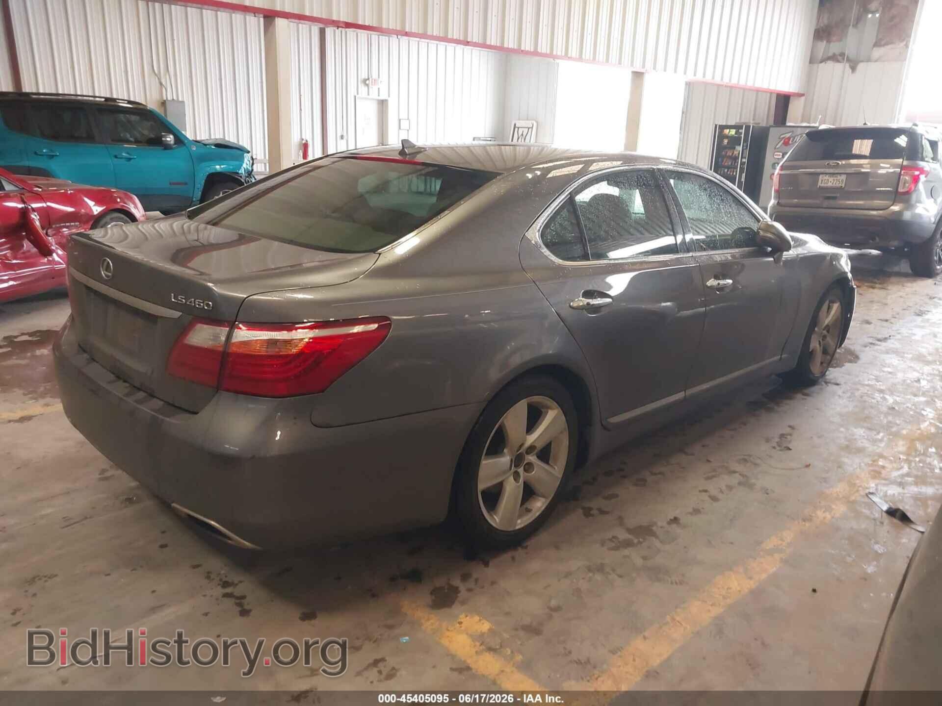 2012 LEXUS LS 460 - VIN: JTHBL5EF9C5112814 - Photo 4