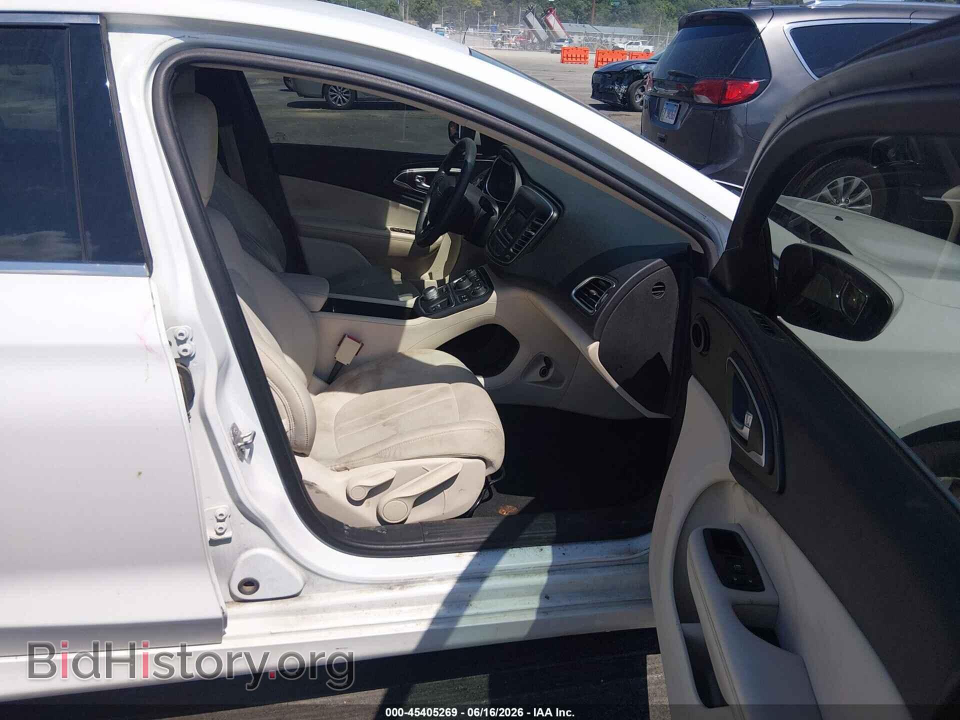2015 CHRYSLER 200 - VIN: 1C3CCCAB2FN525258 - Фото 5