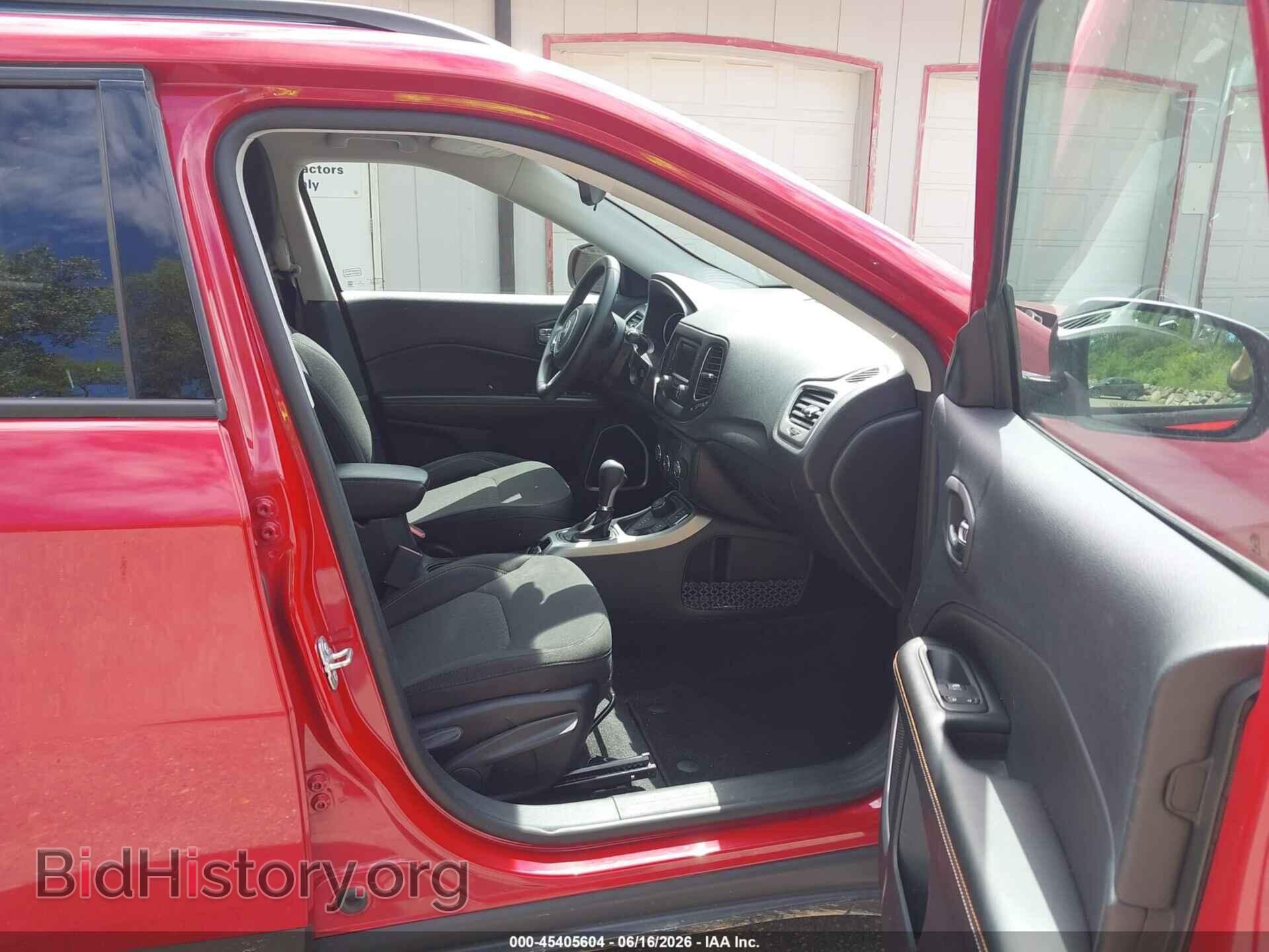 2018 JEEP COMPASS - VIN: 3C4NJDAB9JT392233 - Фото 5