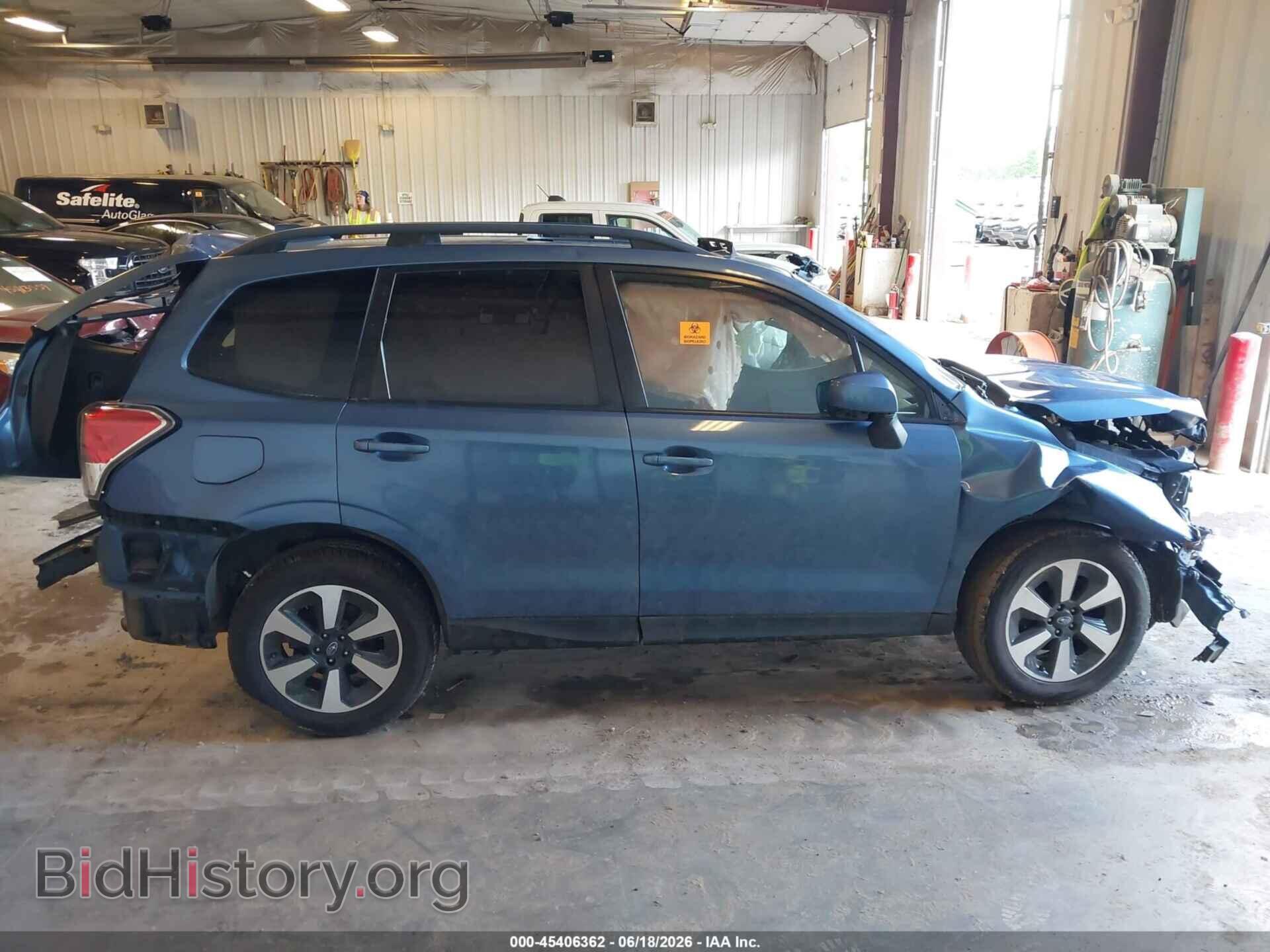 2017 SUBARU FORESTER - VIN: JF2SJAEC2HH518527 - Фото 13