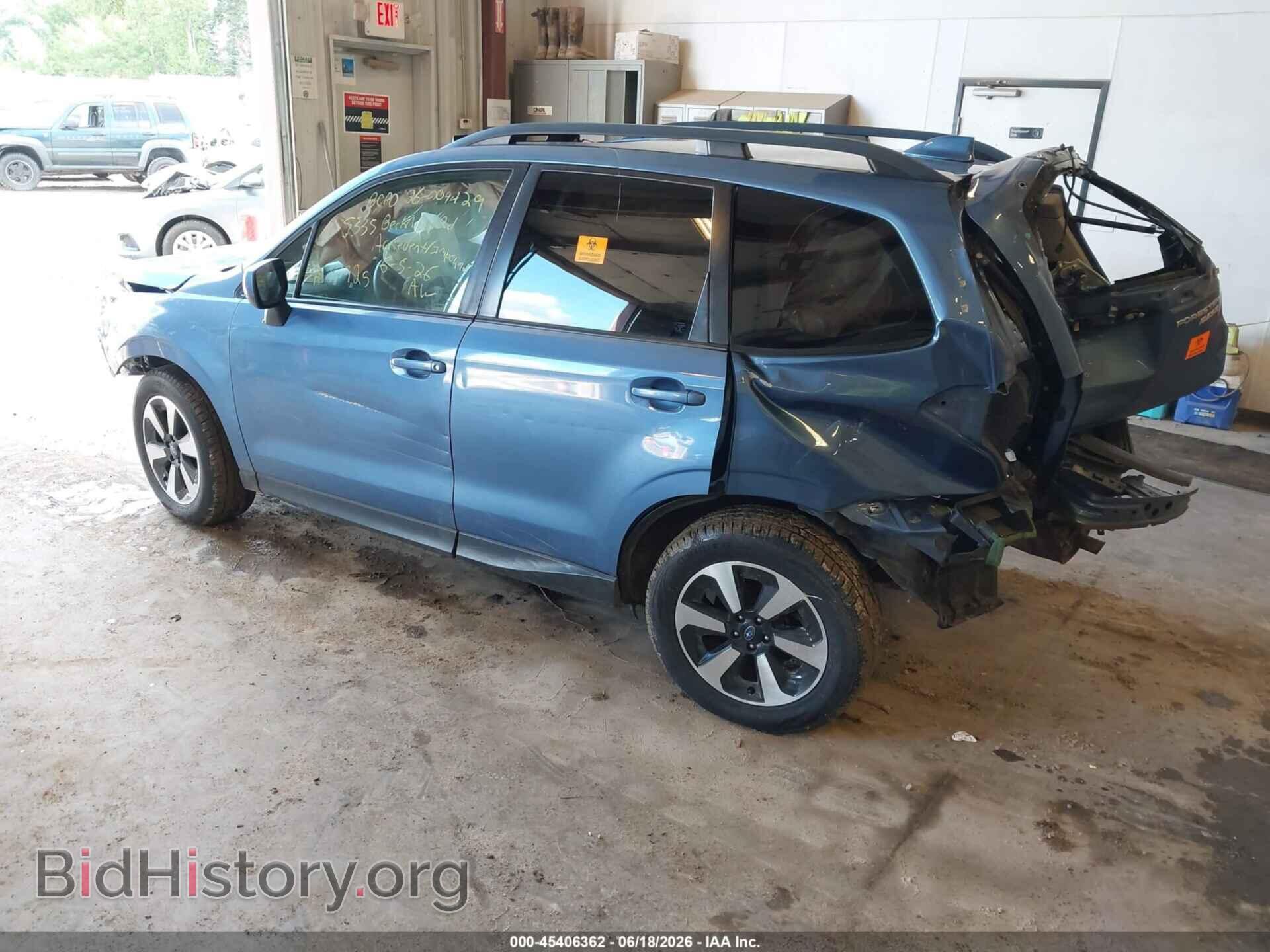 2017 SUBARU FORESTER - VIN: JF2SJAEC2HH518527 - Фото 3