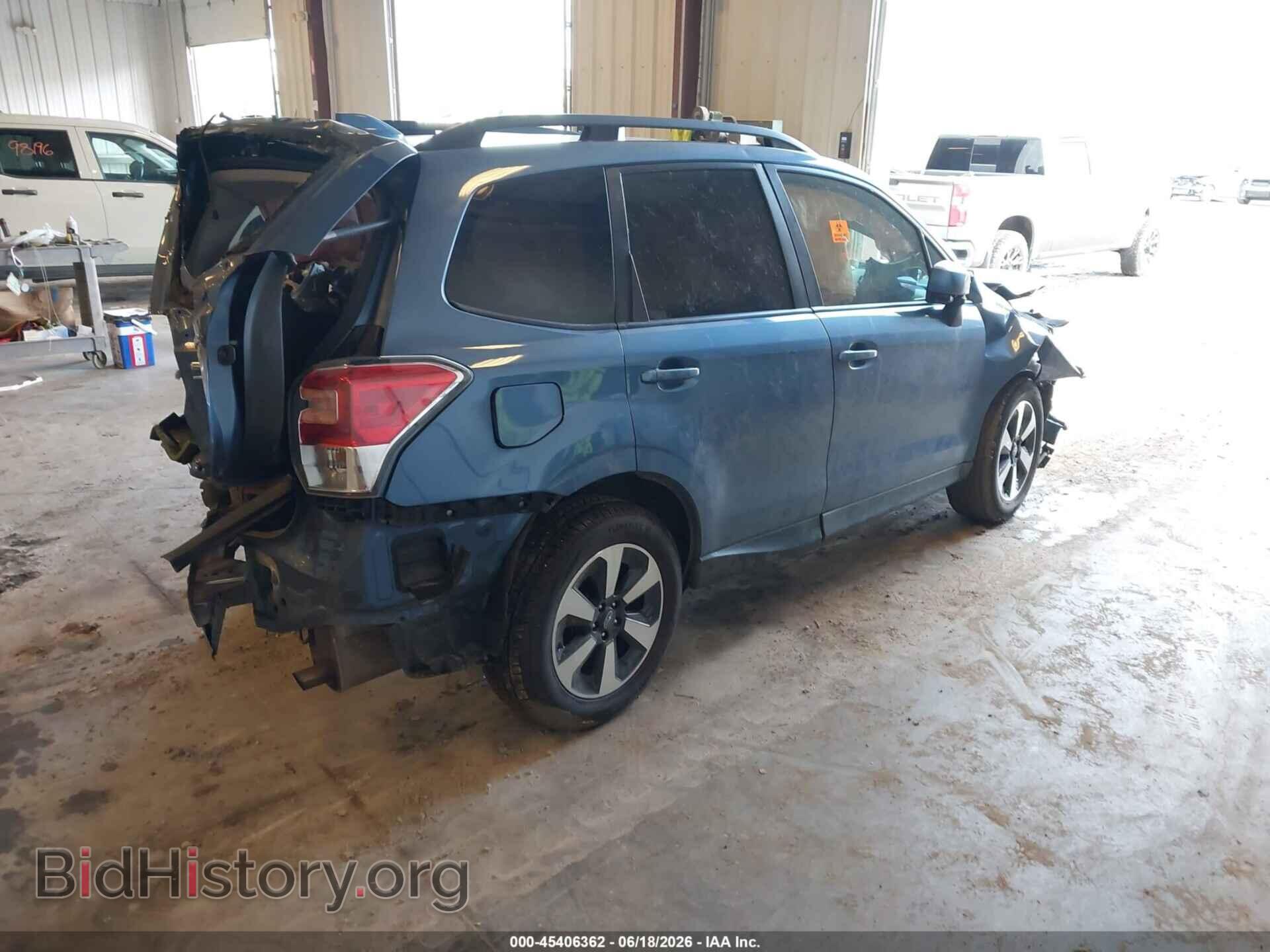 2017 SUBARU FORESTER - VIN: JF2SJAEC2HH518527 - Фото 4