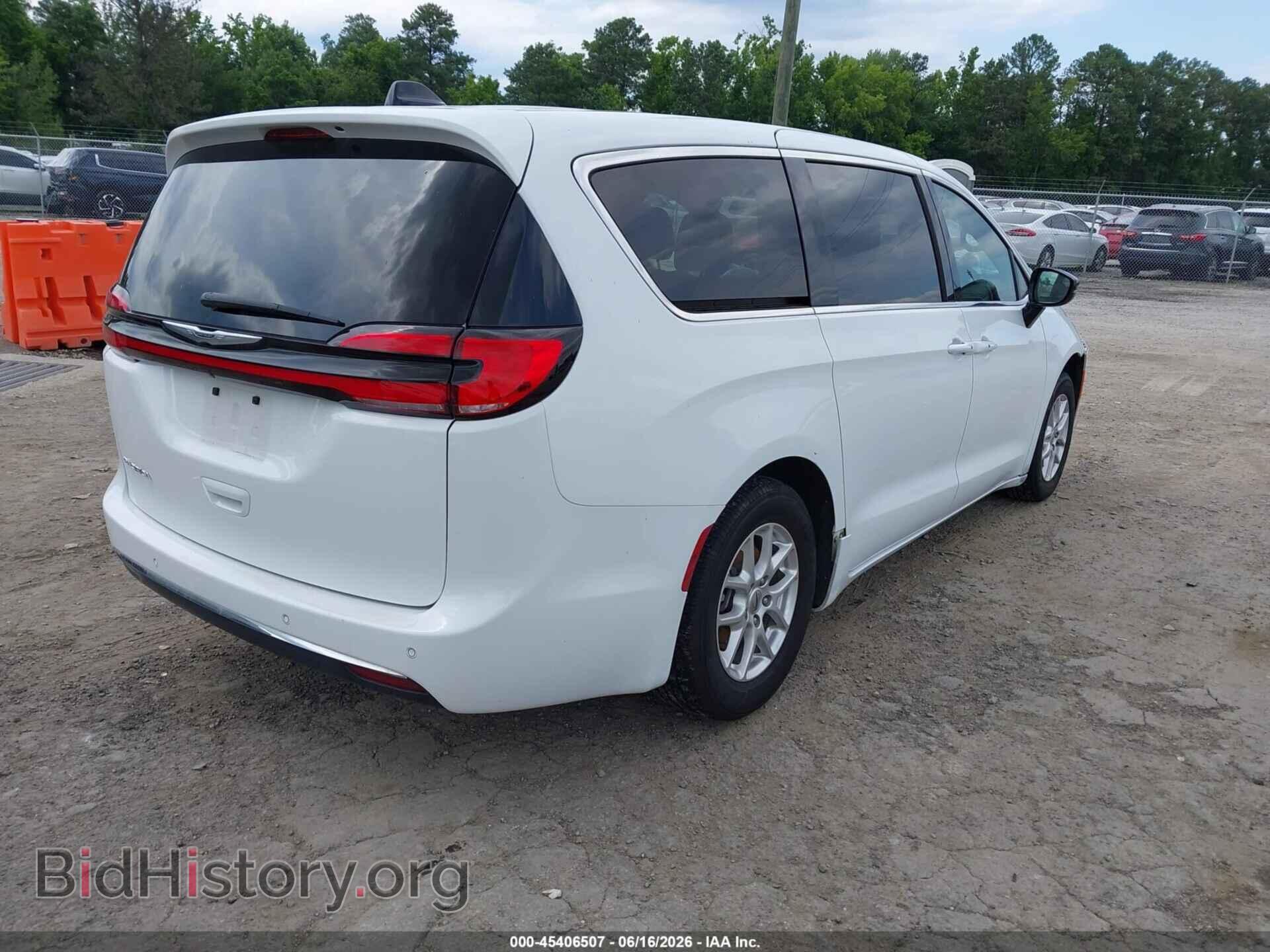 2025 CHRYSLER PACIFICA - VIN: 2C4RC1BGXSR532489 - Photo 4