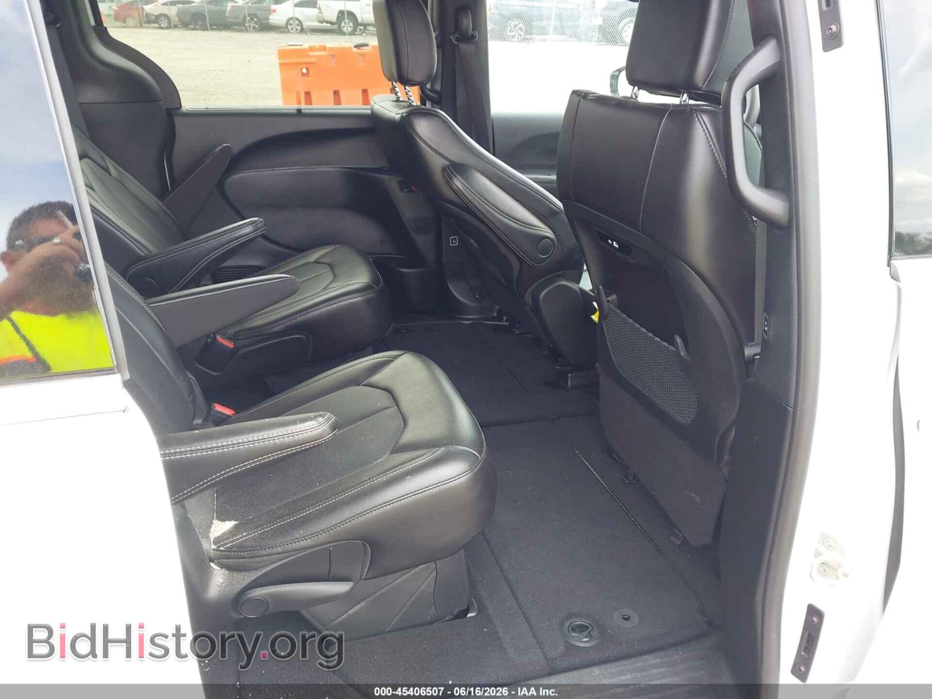 2025 CHRYSLER PACIFICA - VIN: 2C4RC1BGXSR532489 - Photo 8