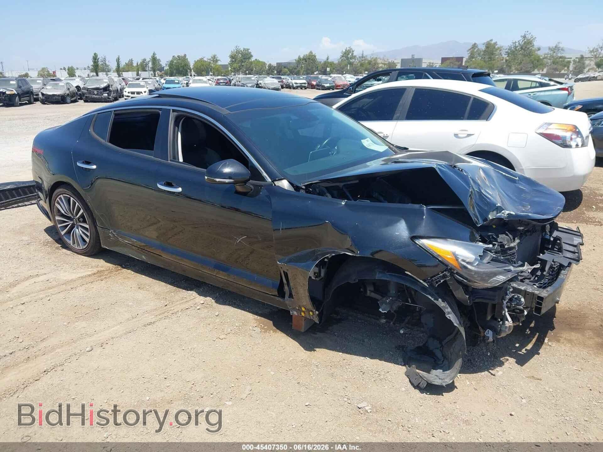 Photo KNAE25LA9J6033883 - KIA STINGER 2018