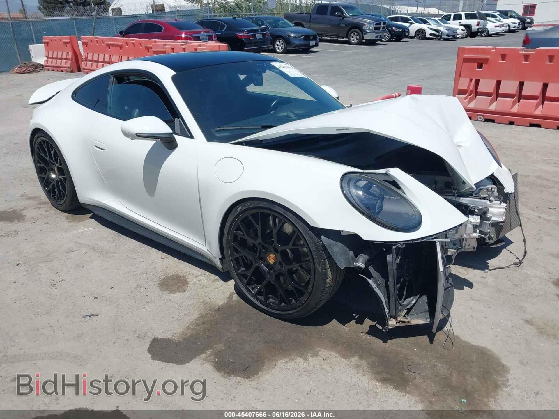 Photo WP0AB2A96PS220751 - PORSCHE 911 2023
