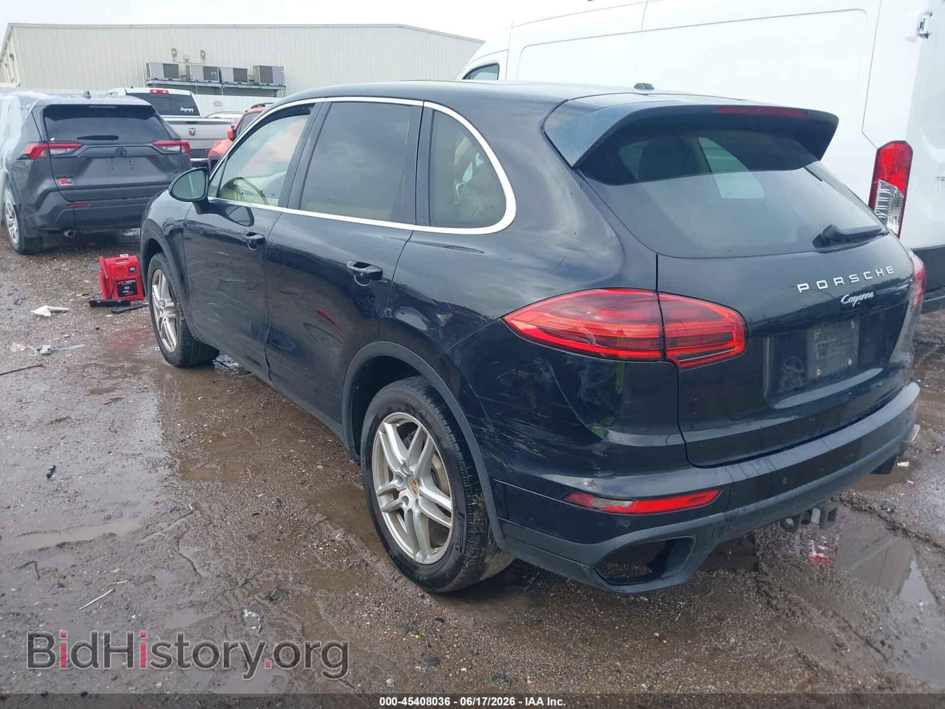 2016 PORSCHE CAYENNE - VIN: WP1AA2A29GLA11423 - Photo 3