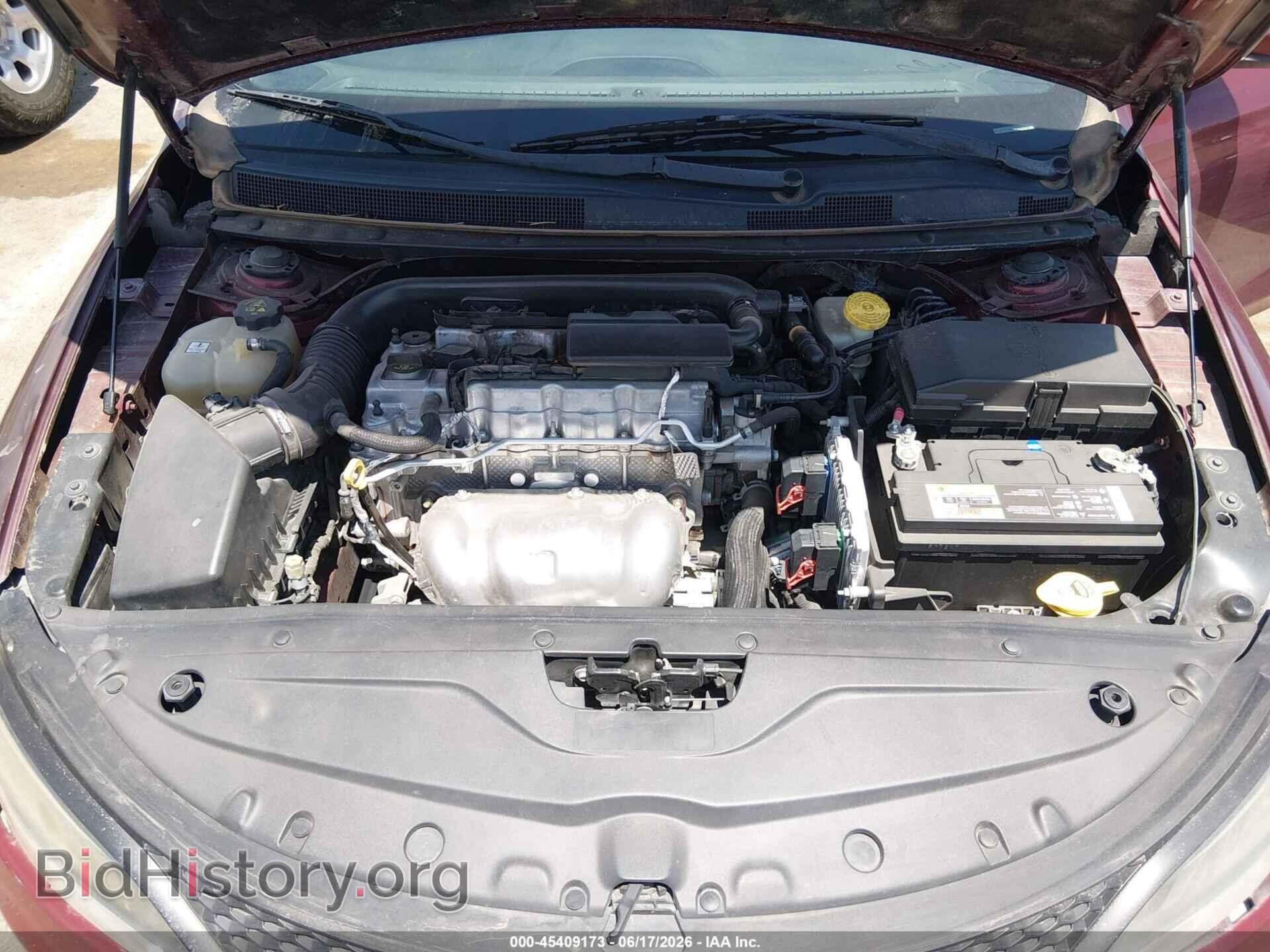 2015 CHRYSLER 200 - VIN: 1C3CCCAB2FN583743 - Photo 10