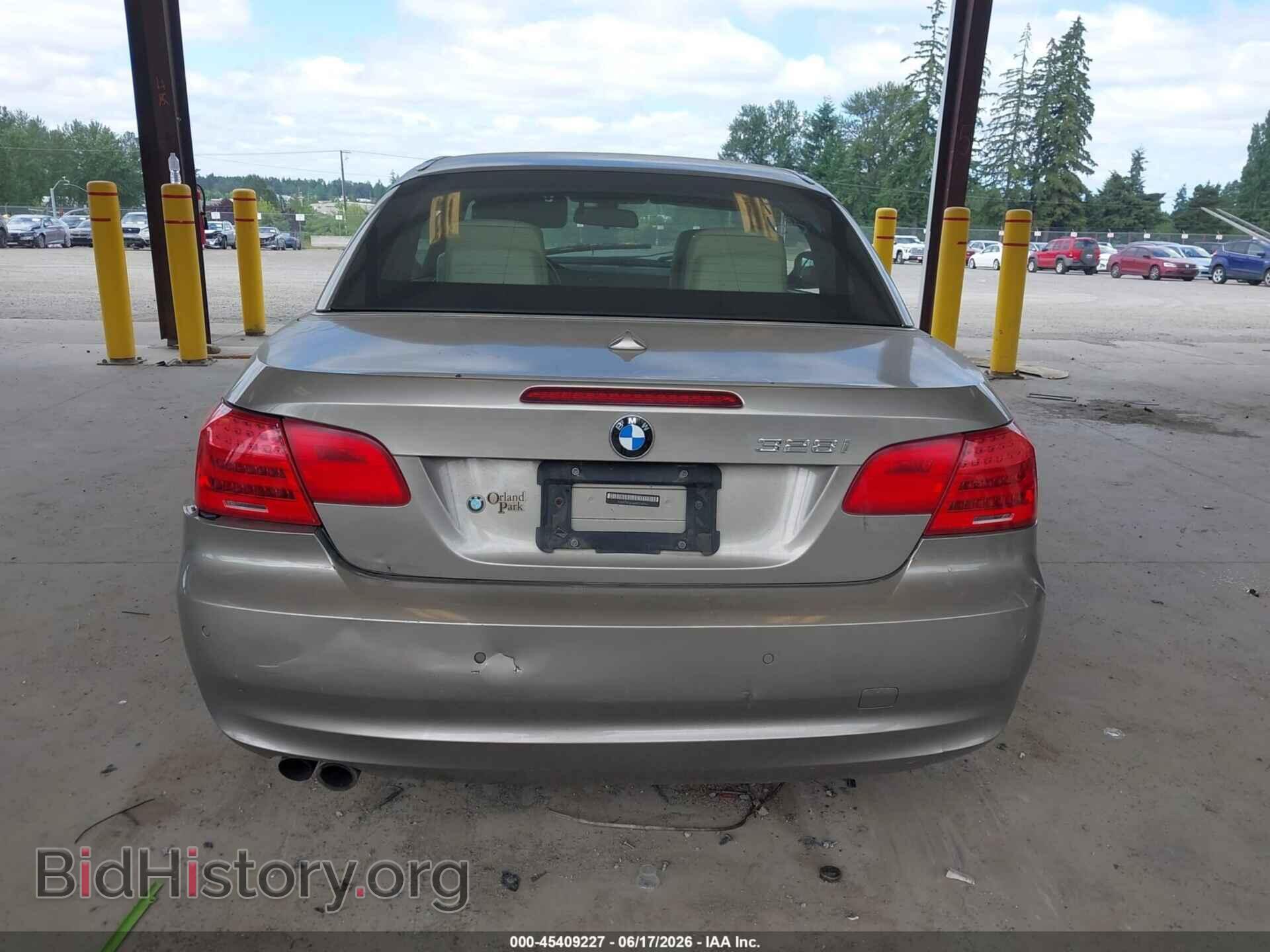 2011 BMW 328I - VIN: WBADW3C52BE538954 - Фото 15