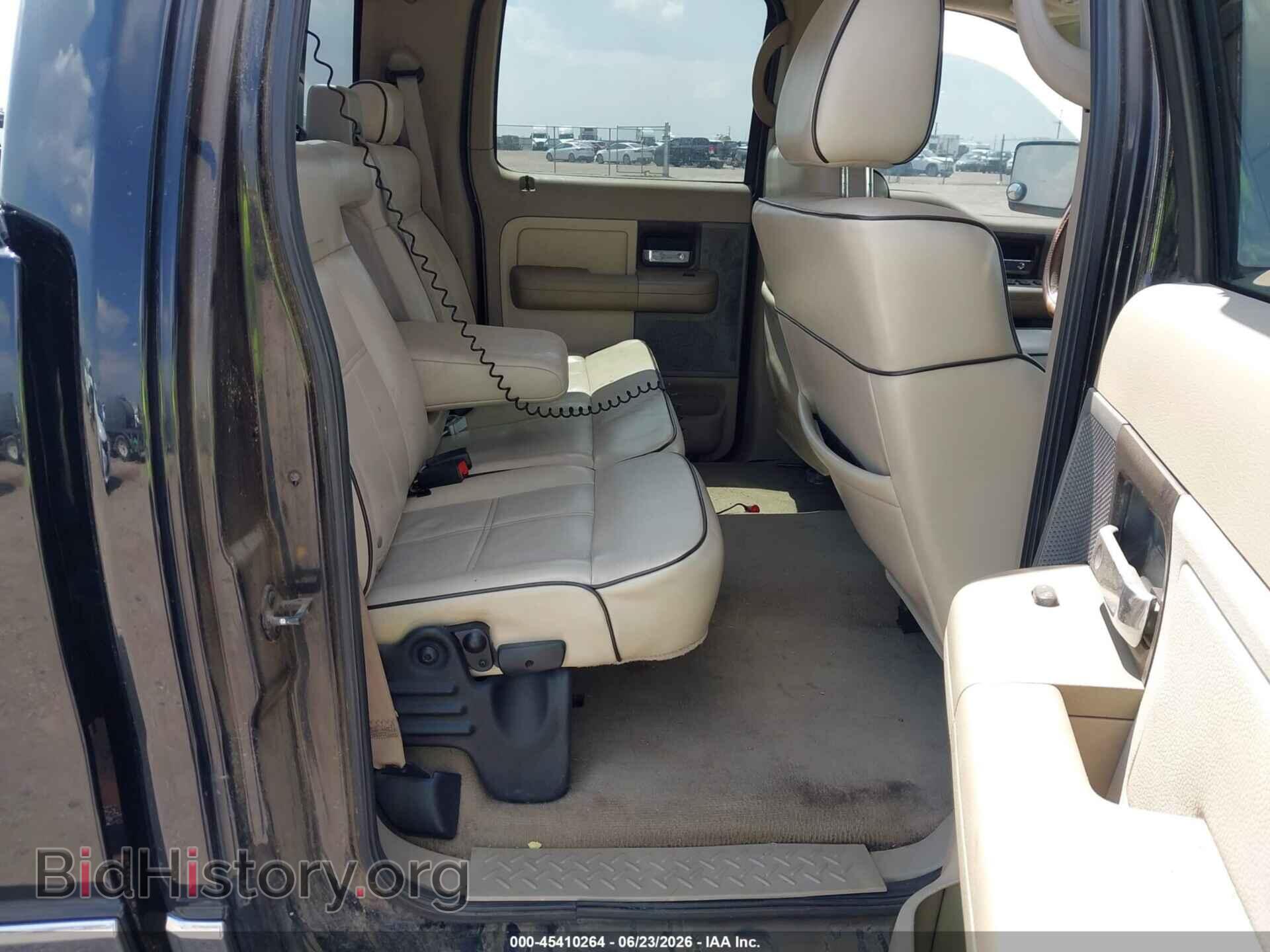 2006 LINCOLN MARK LT - VIN: 5LTPW16526FJ20617 - Фото 8