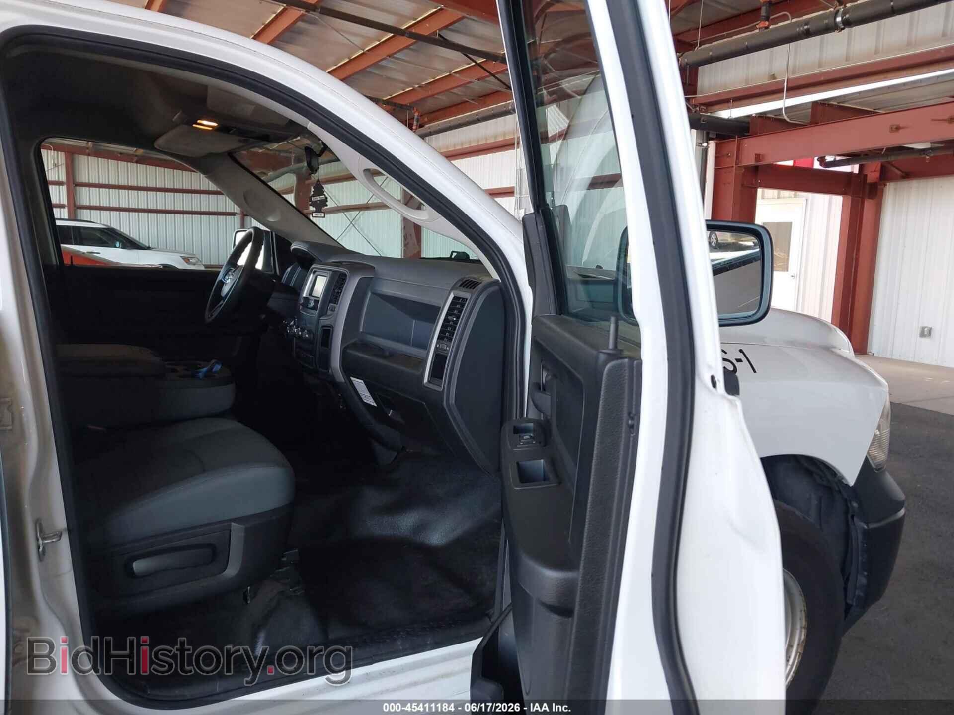 2018 RAM 1500 - VIN: 1C6RR7FG9JS326211 - Фото 5