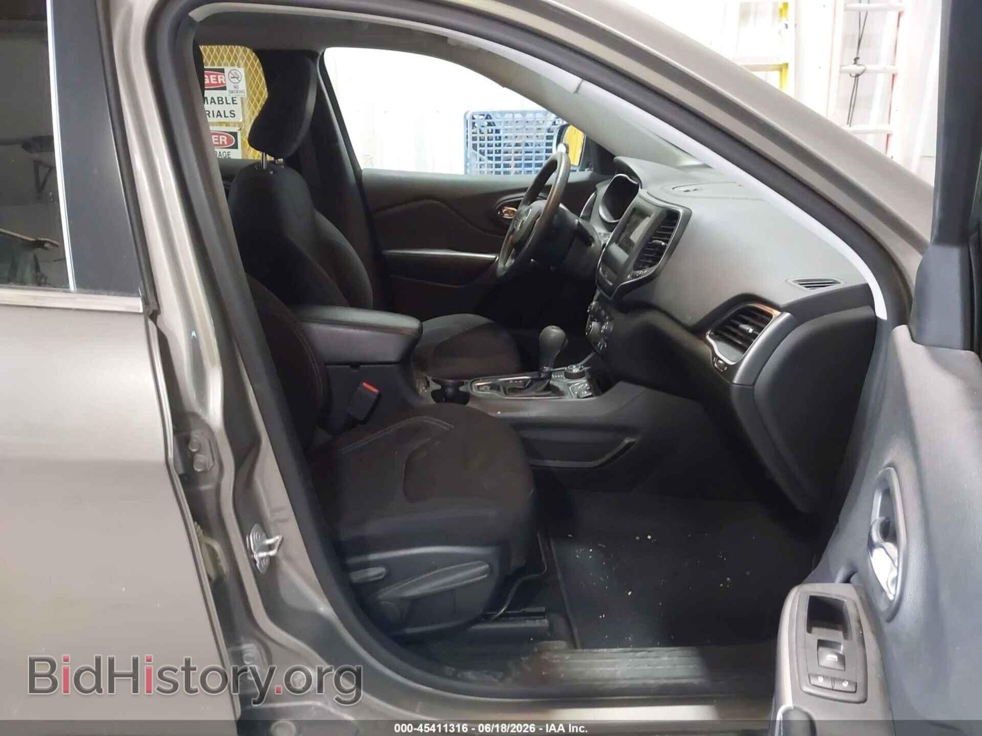 2019 JEEP CHEROKEE - VIN: 1C4PJMCB9KD464089 - Фото 5