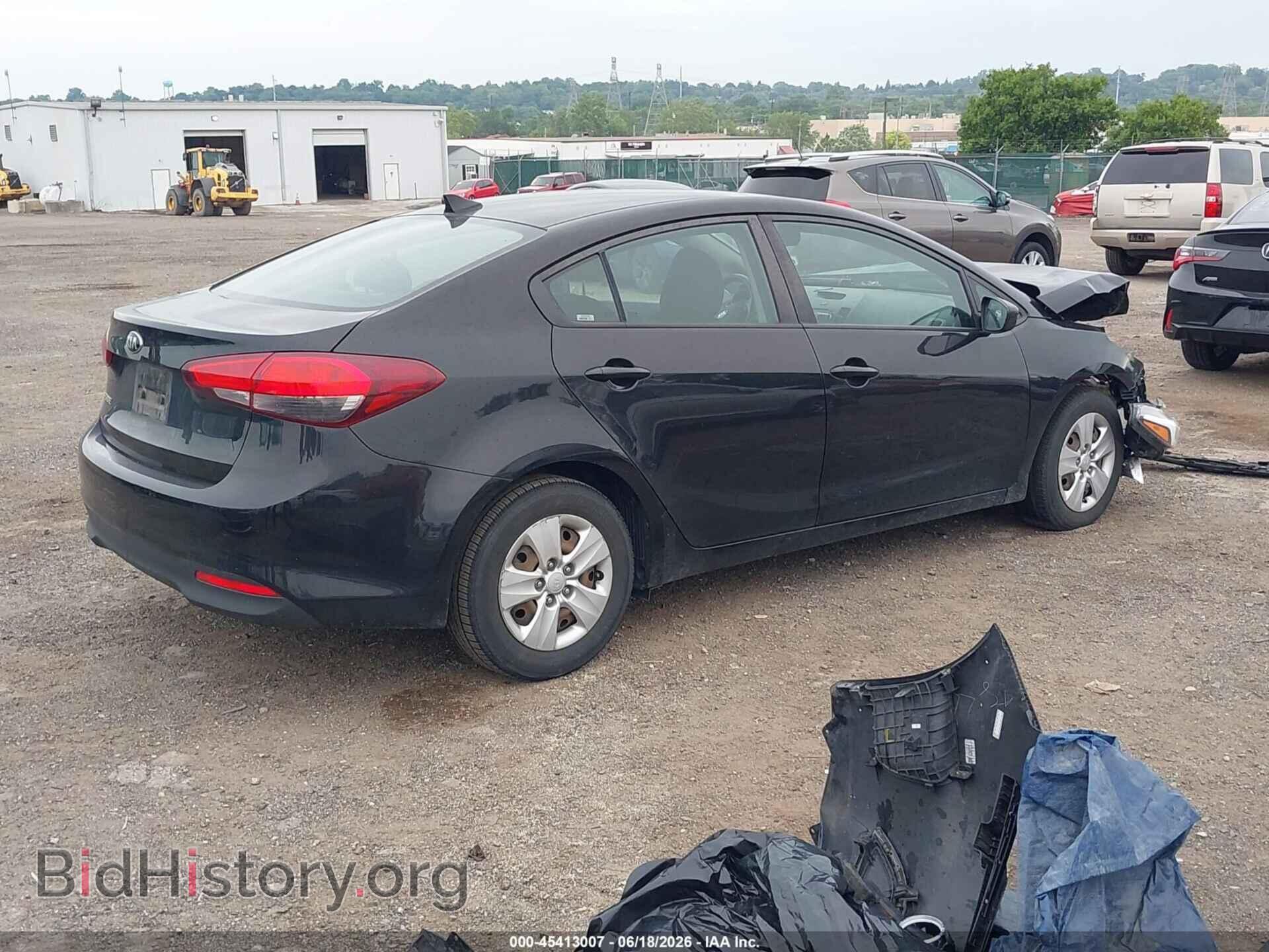 2017 KIA FORTE - VIN: 3KPFK4A76HE099675 - Фото 4