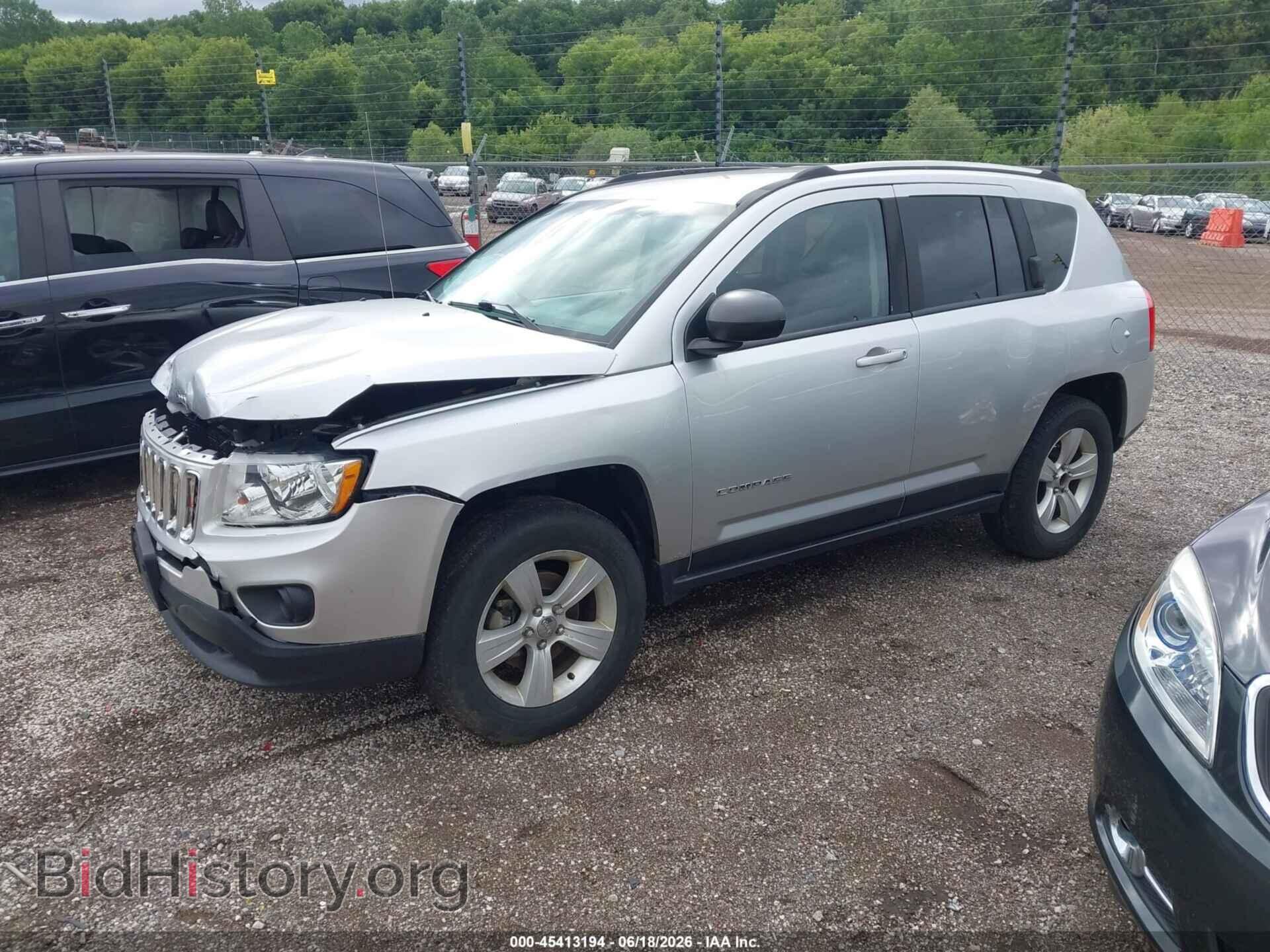 2012 JEEP COMPASS - VIN: 1C4NJDBB1CD569669 - Photo 2