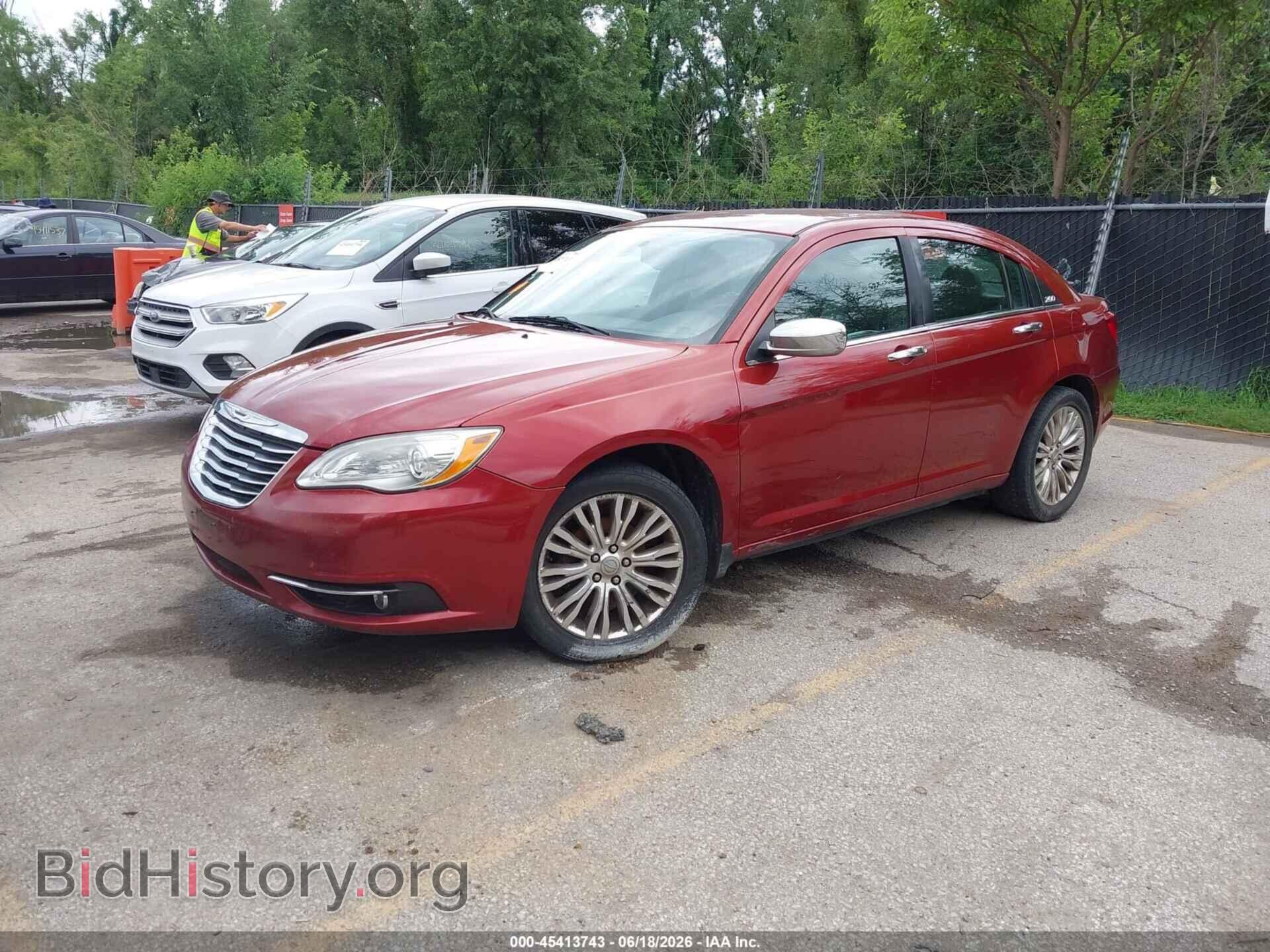 2012 CHRYSLER 200 - VIN: 1C3CCBCB5CN143227 - Фото 2
